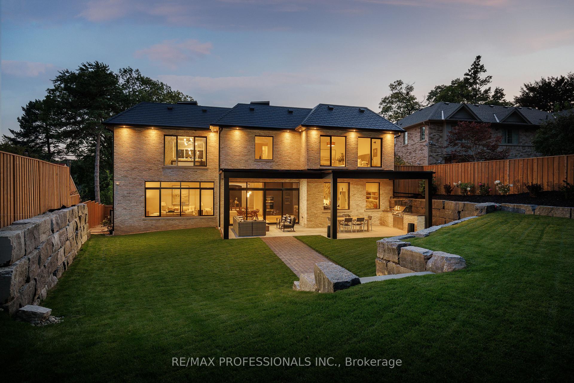 15 Edenbrook Hill, Toronto, ON M9A3Z7 | 4 Bedroom 7 Bathroom Detached House | Image 40