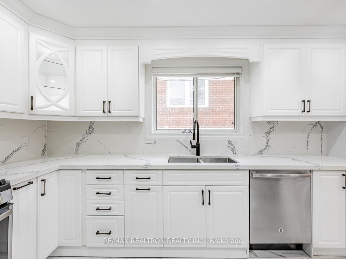 50 Breadner Dr, Toronto, ON M9R3M4 | 3 Bedroom 2 Bathroom Detached House | Image 14