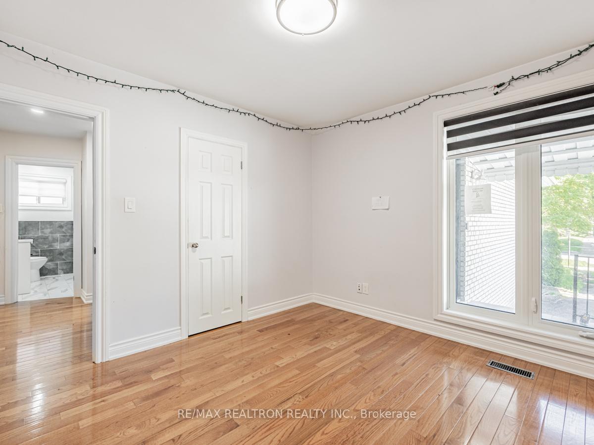 50 Breadner Dr, Toronto, ON M9R3M4 | 3 Bedroom 2 Bathroom Detached House | Image 17