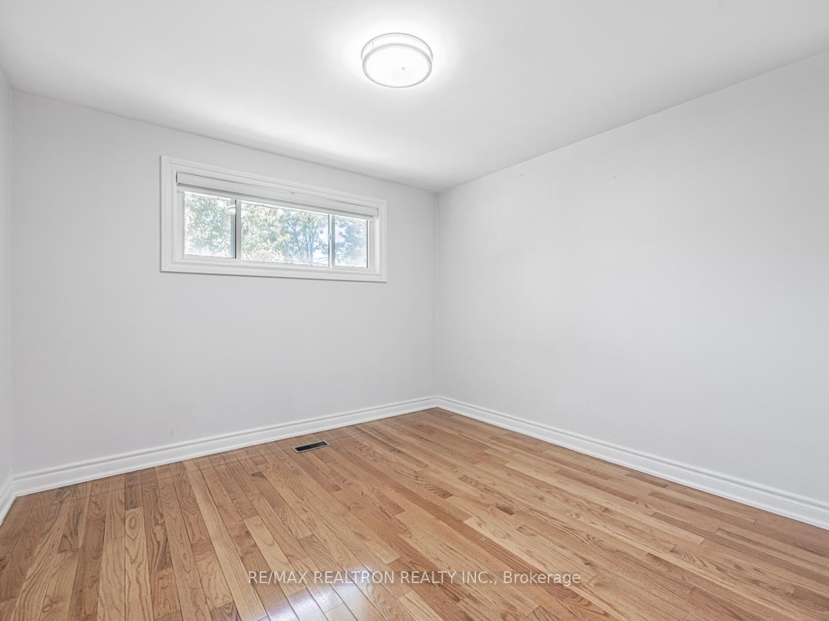 50 Breadner Dr, Toronto, ON M9R3M4 | 3 Bedroom 2 Bathroom Detached House | Image 20