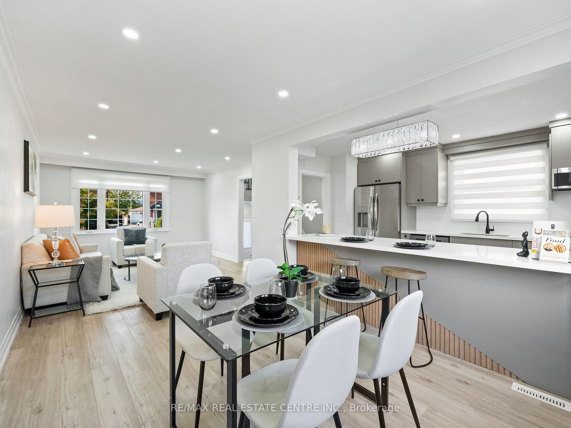 107 Lomar Dr, Toronto, ON M3N1Z5 | 3 Bedroom 3 Bathroom Semi-Detached House | Image 13