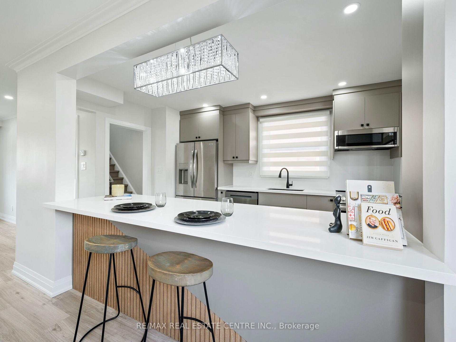 107 Lomar Dr, Toronto, ON M3N1Z5 | 3 Bedroom 3 Bathroom Semi-Detached House | Image 17