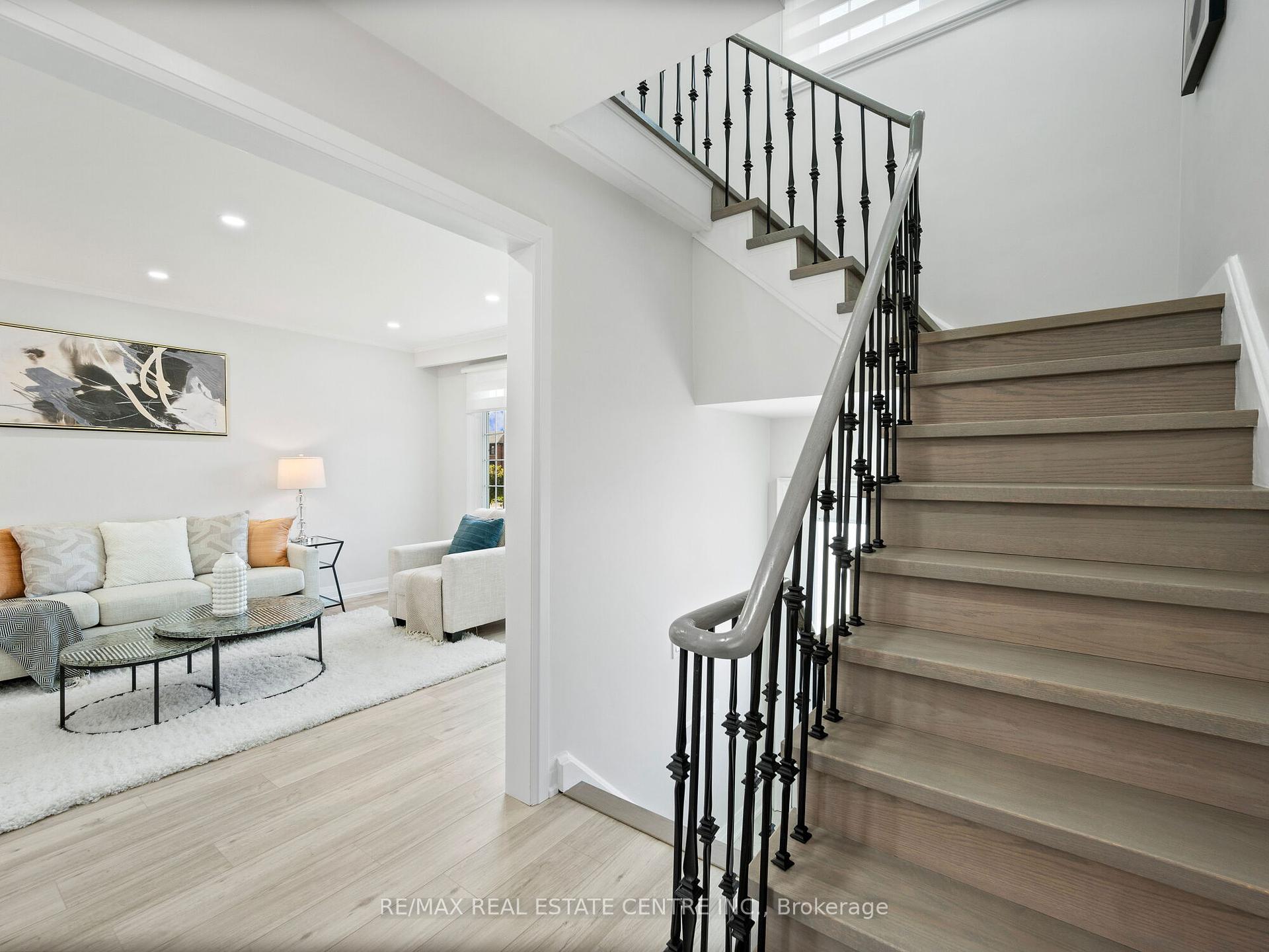 107 Lomar Dr, Toronto, ON M3N1Z5 | 3 Bedroom 3 Bathroom Semi-Detached House | Image 26