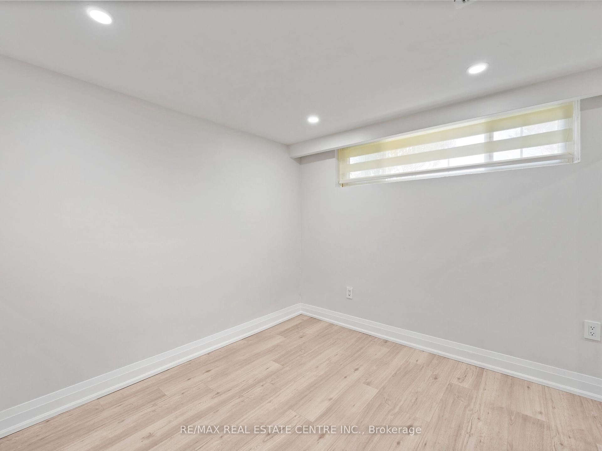 107 Lomar Dr, Toronto, ON M3N1Z5 | 3 Bedroom 3 Bathroom Semi-Detached House | Image 35