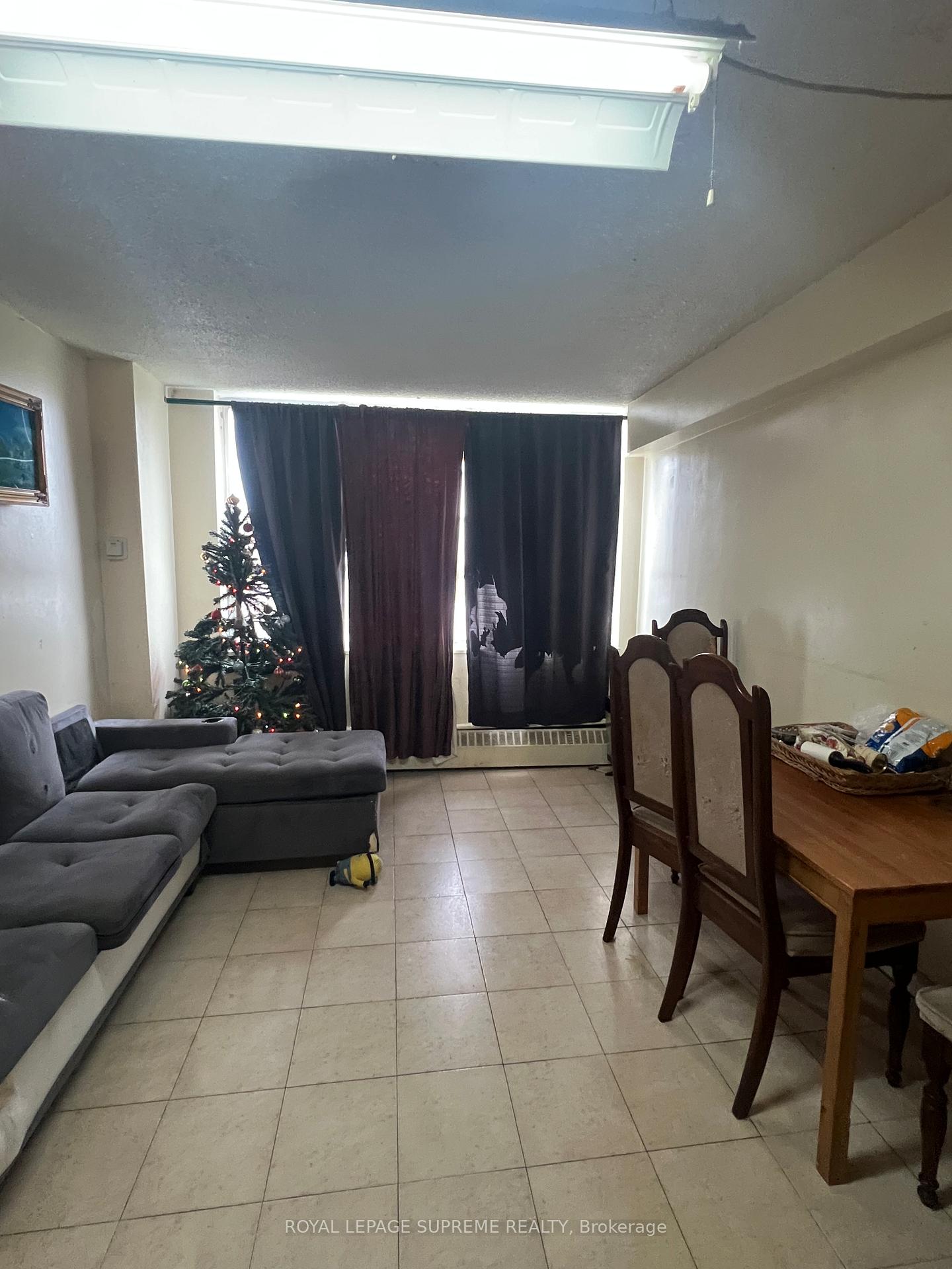 #908 - 940 Caledonia Rd, Toronto, ON M6B3Y4 | 3 Bedroom 1 Bathroom Condo Apt | Image 2