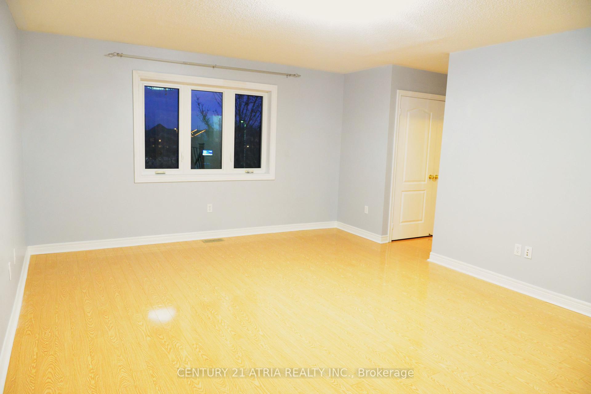 1093 Lamplight Way, Mississauga, ON L5W1J3 | 4 Bedroom 4 Bathroom Detached House | Image 19