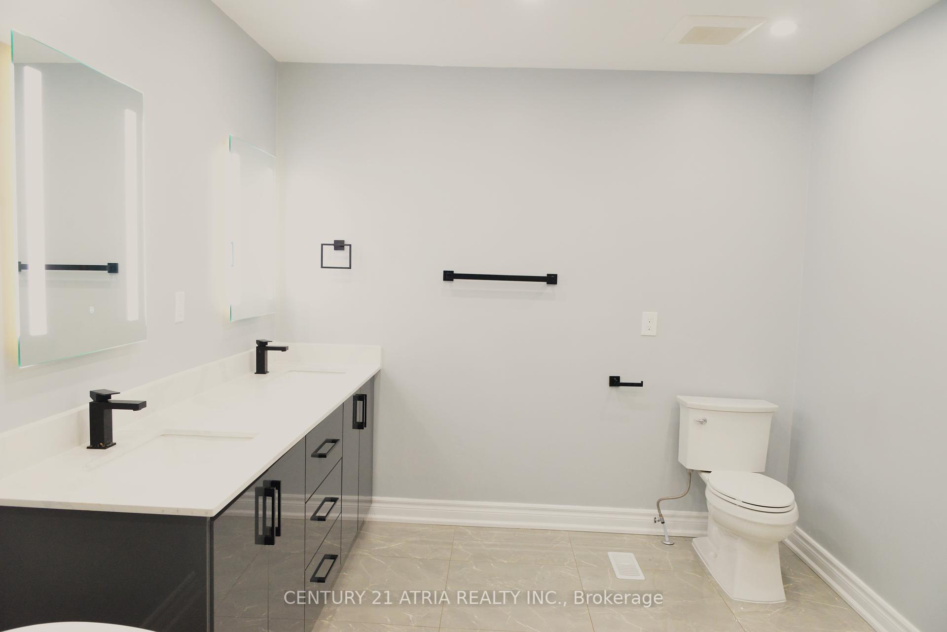 1093 Lamplight Way, Mississauga, ON L5W1J3 | 4 Bedroom 4 Bathroom Detached House | Image 22