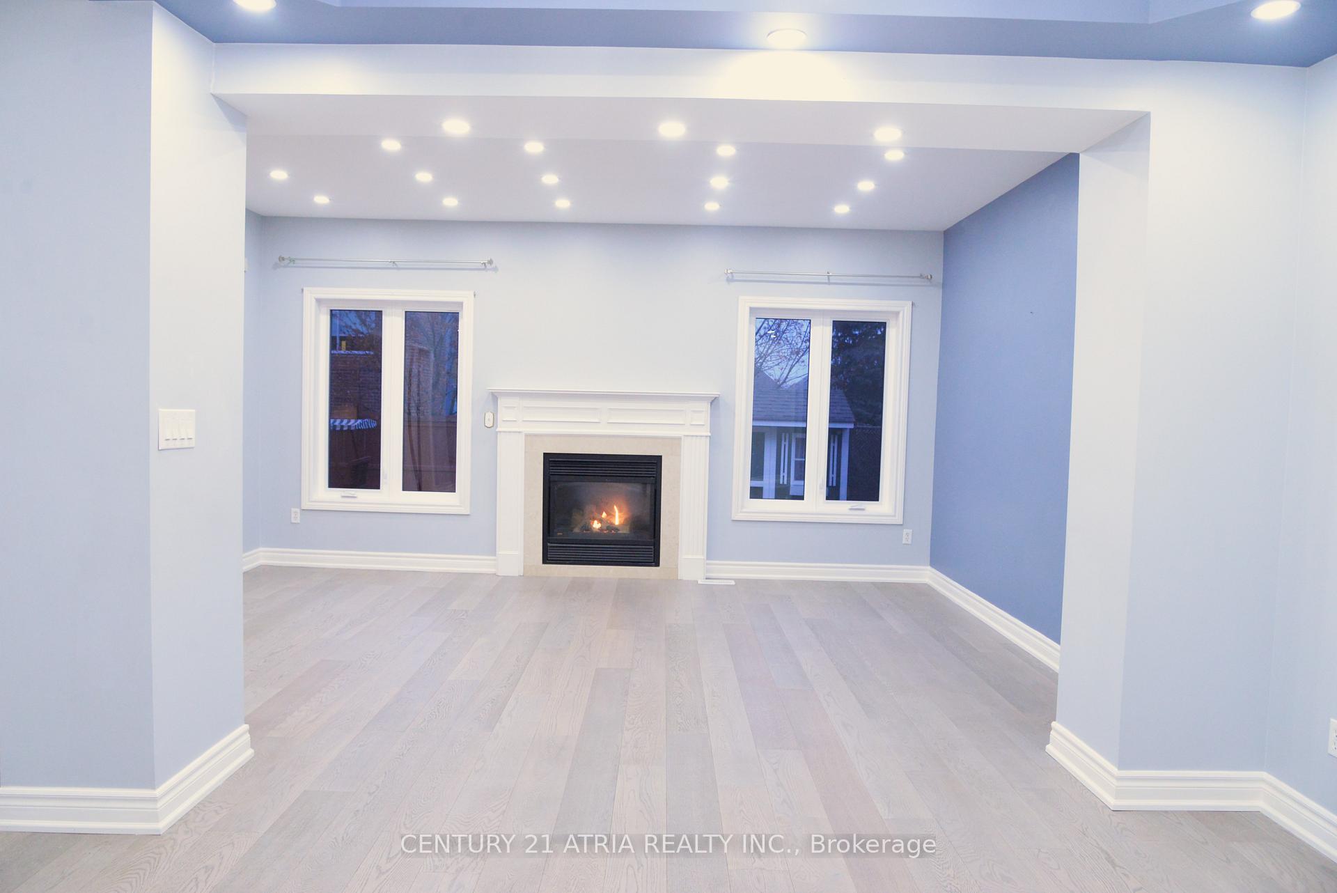 1093 Lamplight Way, Mississauga, ON L5W1J3 | 4 Bedroom 4 Bathroom Detached House | Image 6