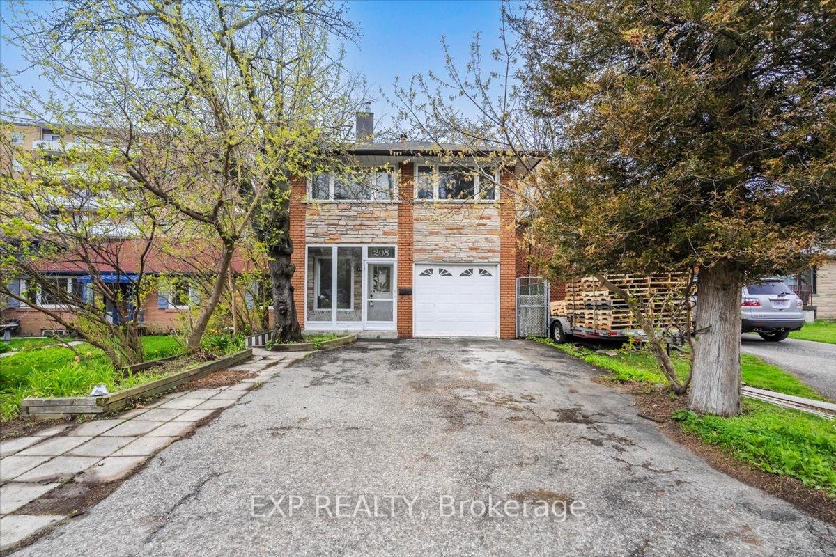 208 Lake Prom, Toronto, ON M8W1A8 | 3 Bedroom 3 Bathroom Detached House | Image 2