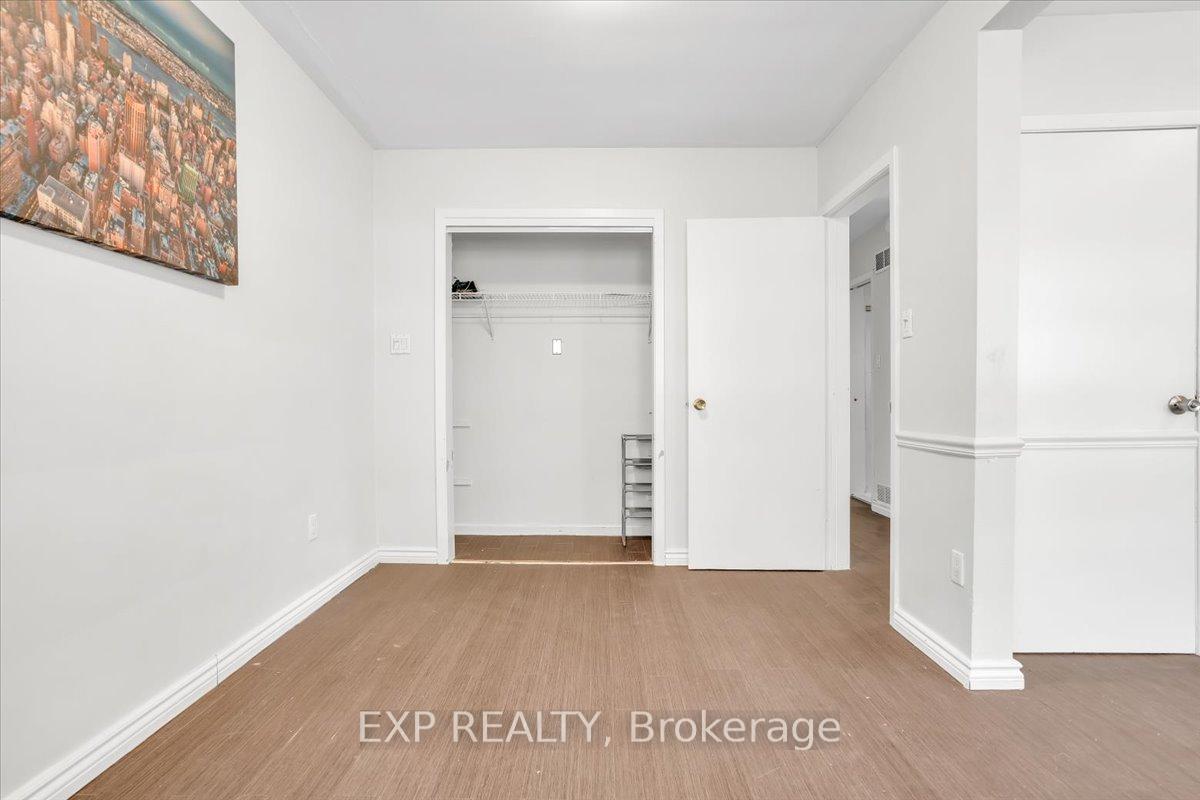 208 Lake Prom, Toronto, ON M8W1A8 | 3 Bedroom 3 Bathroom Detached House | Image 23