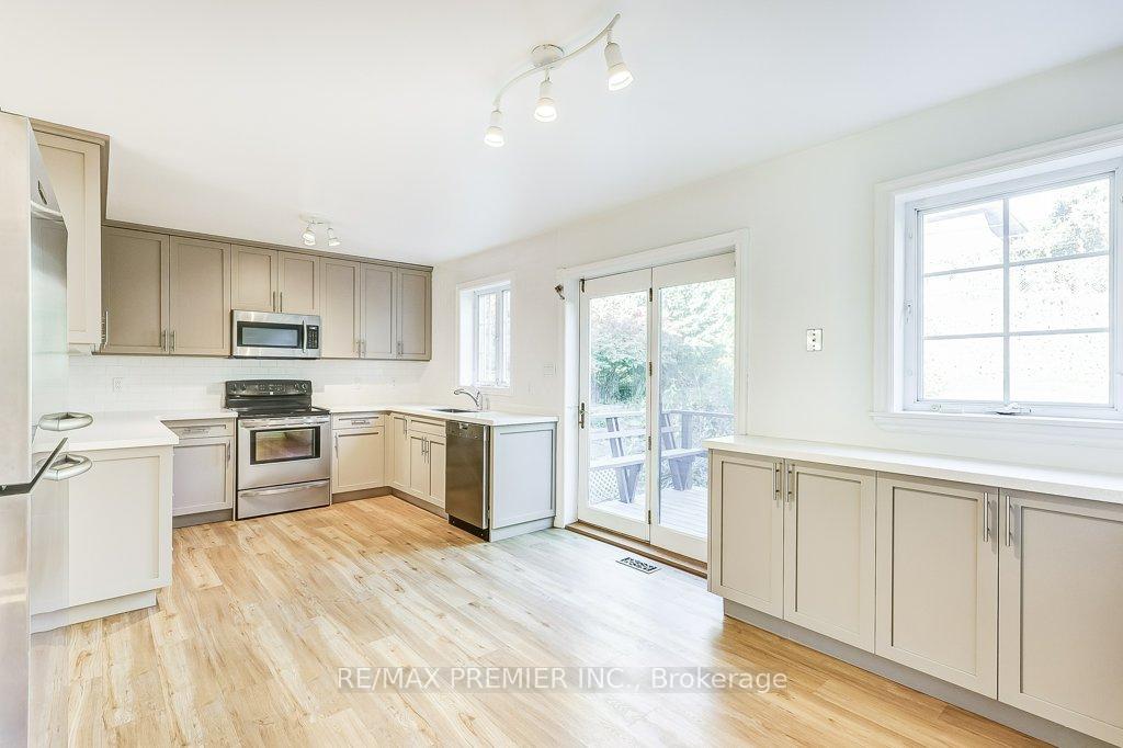 16 Woodvalley Dr, Toronto, ON M9A4H1 | 4 Bedroom 5 Bathroom Detached House | Image 14