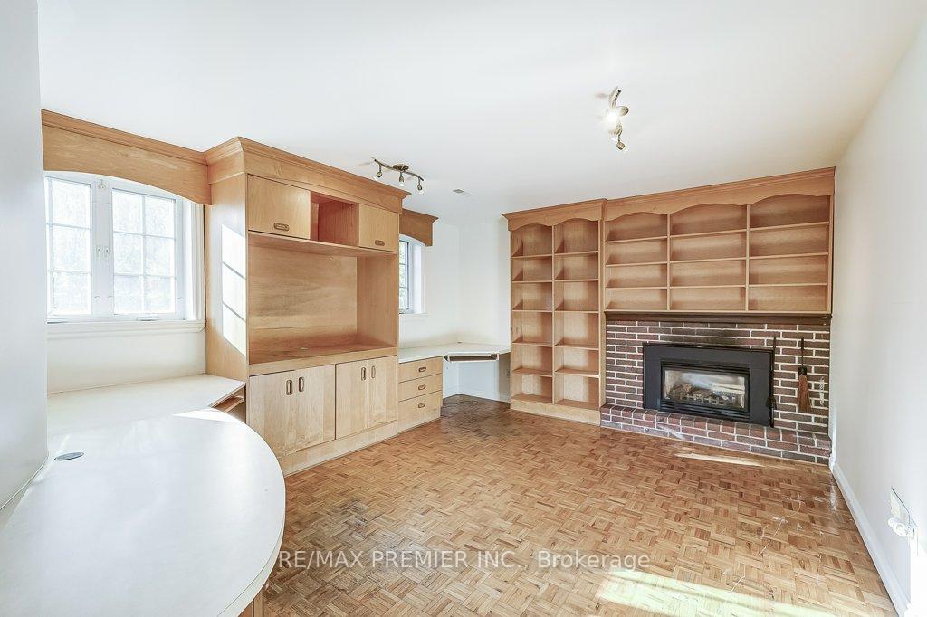 16 Woodvalley Dr, Toronto, ON M9A4H1 | 4 Bedroom 5 Bathroom Detached House | Image 31