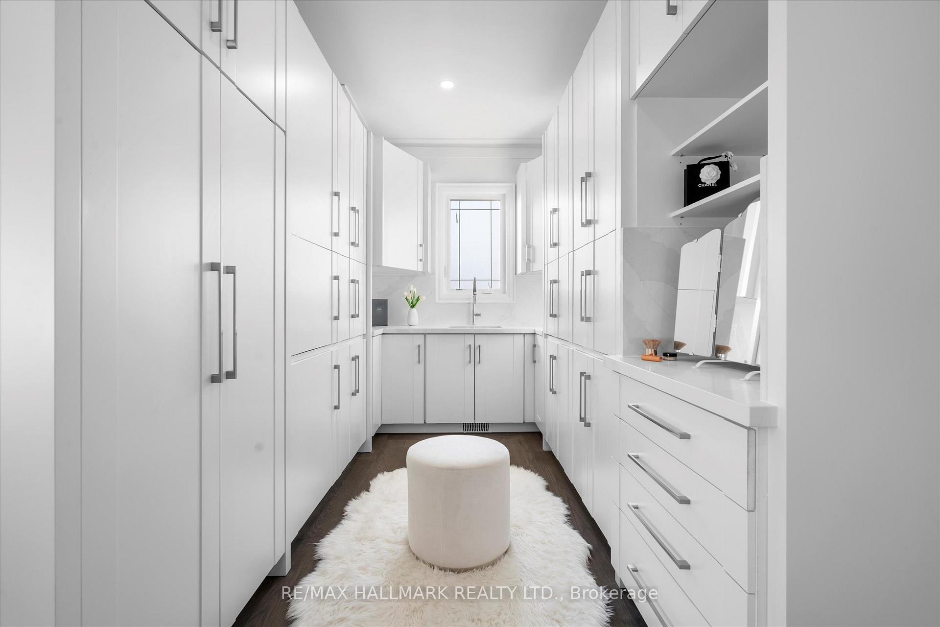 27 Antonio Crt, Toronto, ON M9L2J7 | 3 Bedroom 4 Bathroom Semi-Detached House | Image 19