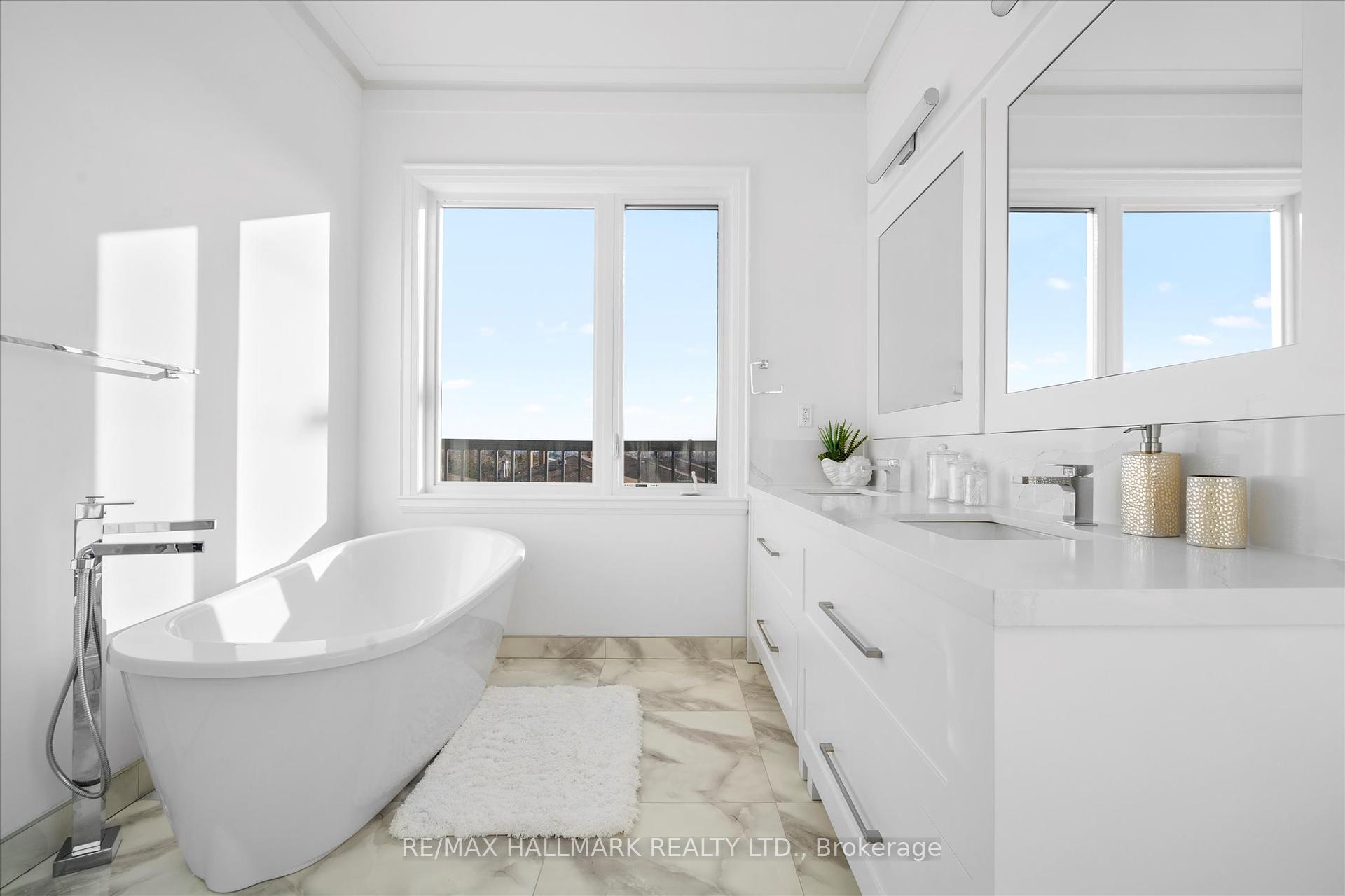 27 Antonio Crt, Toronto, ON M9L2J7 | 3 Bedroom 4 Bathroom Semi-Detached House | Image 20