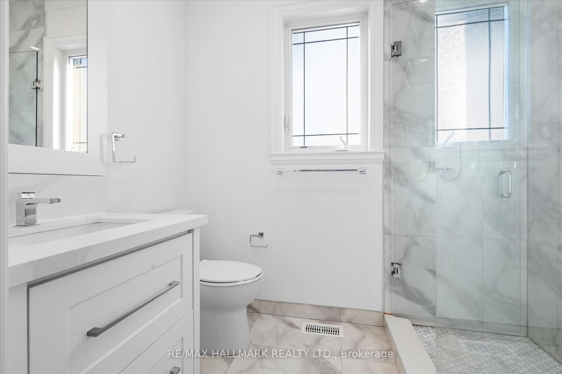 27 Antonio Crt, Toronto, ON M9L2J7 | 3 Bedroom 4 Bathroom Semi-Detached House | Image 26