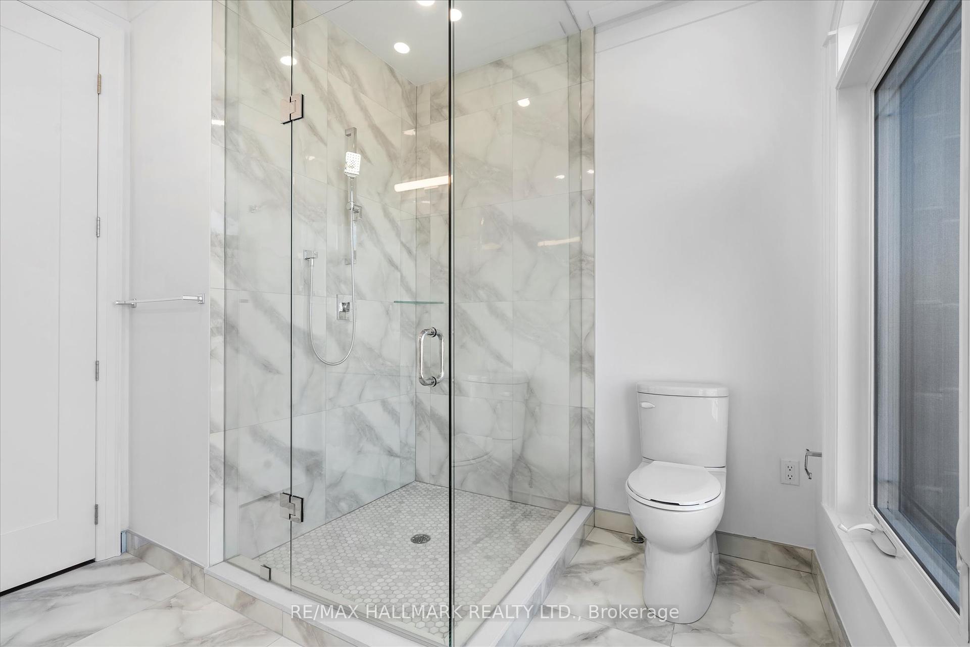 27 Antonio Crt, Toronto, ON M9L2J7 | 3 Bedroom 4 Bathroom Semi-Detached House | Image 29