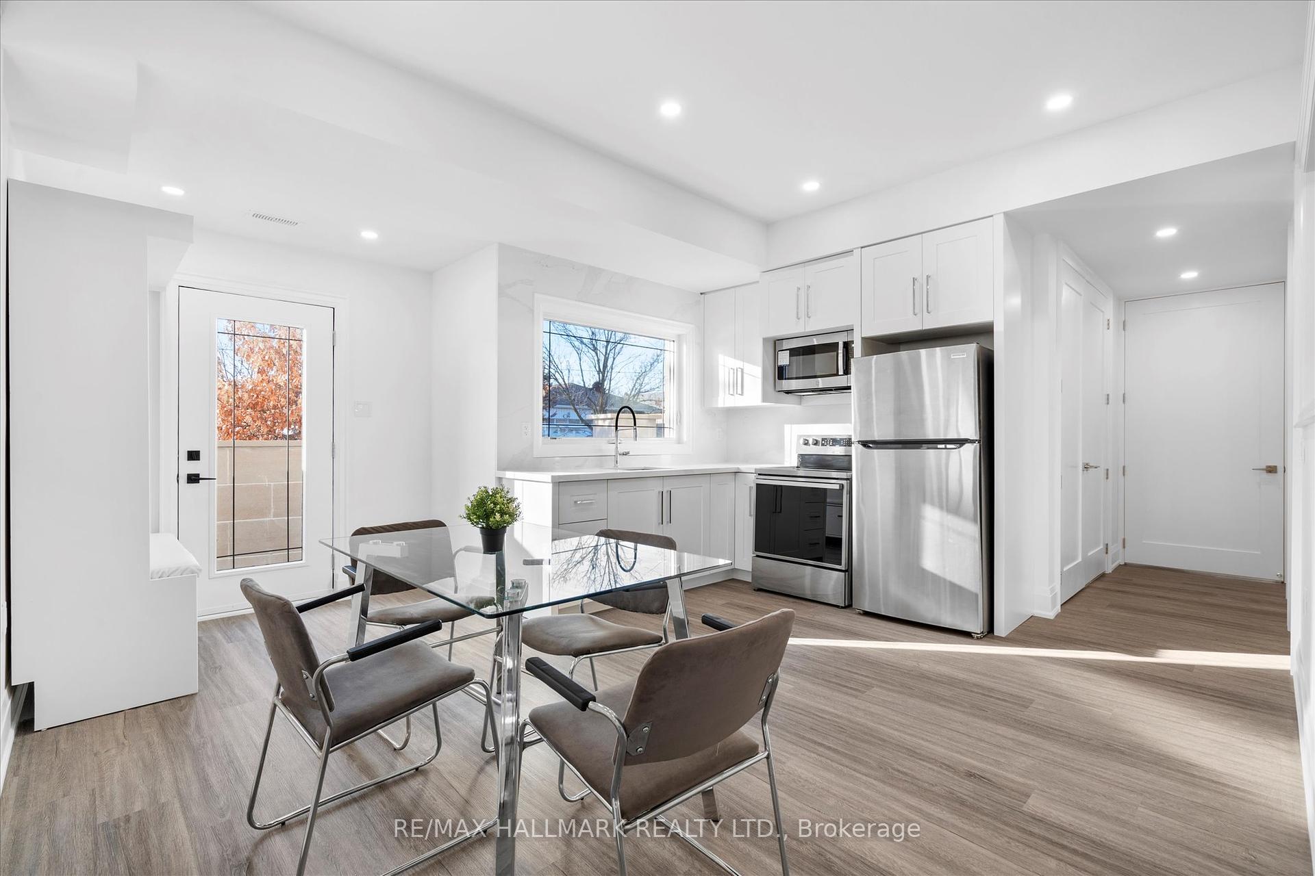 27 Antonio Crt, Toronto, ON M9L2J7 | 3 Bedroom 4 Bathroom Semi-Detached House | Image 31