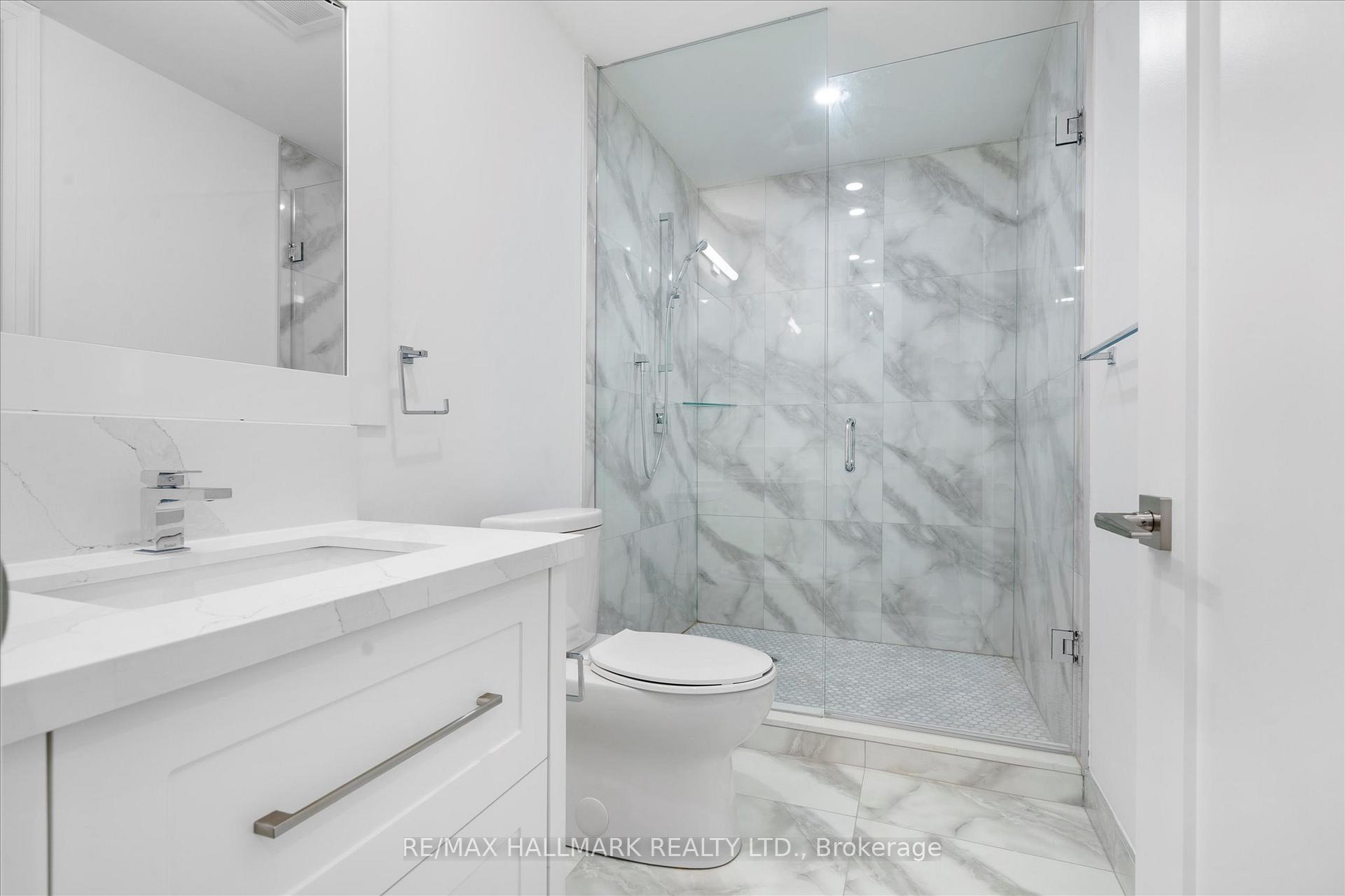 27 Antonio Crt, Toronto, ON M9L2J7 | 3 Bedroom 4 Bathroom Semi-Detached House | Image 37