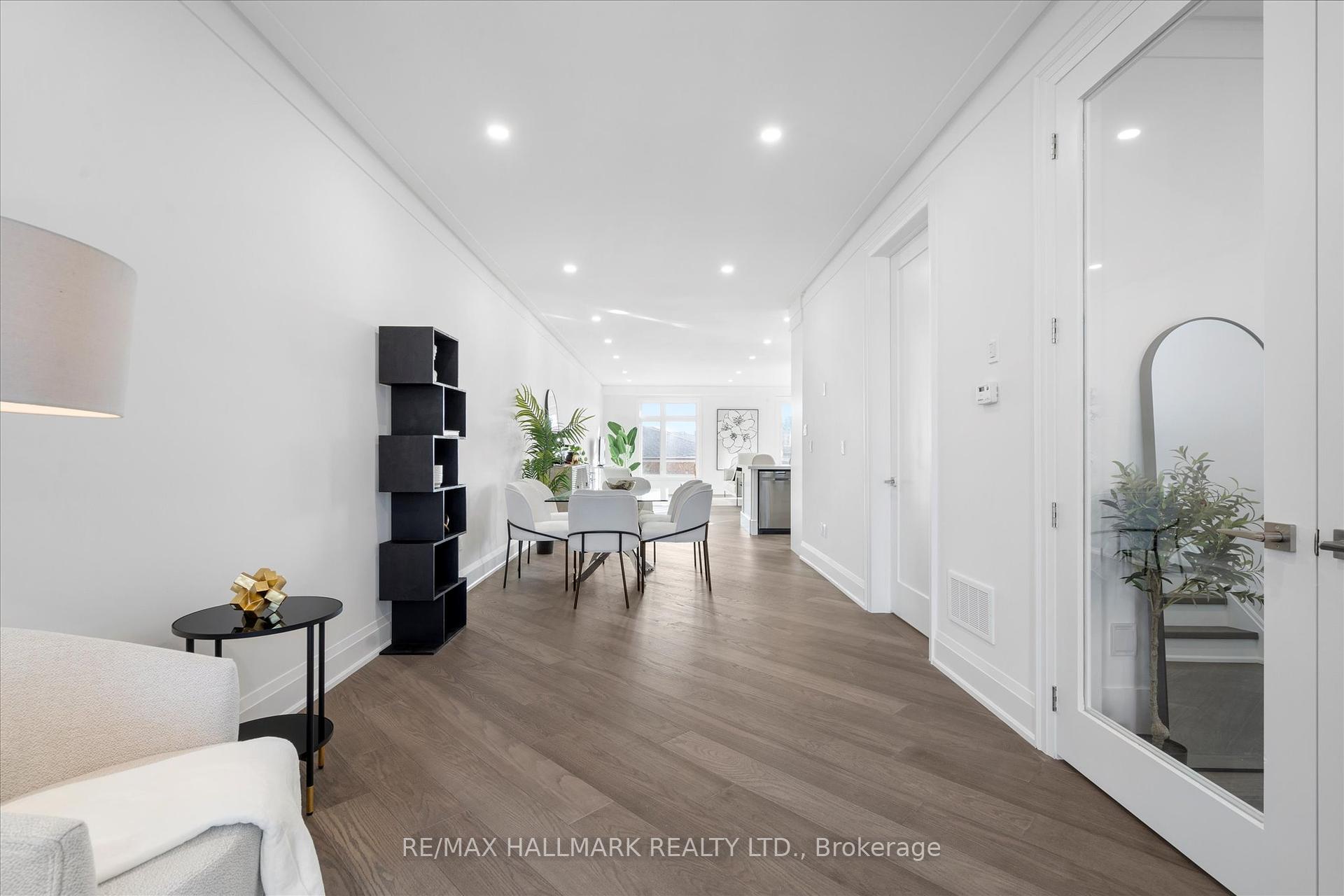 27 Antonio Crt, Toronto, ON M9L2J7 | 3 Bedroom 4 Bathroom Semi-Detached House | Image 4