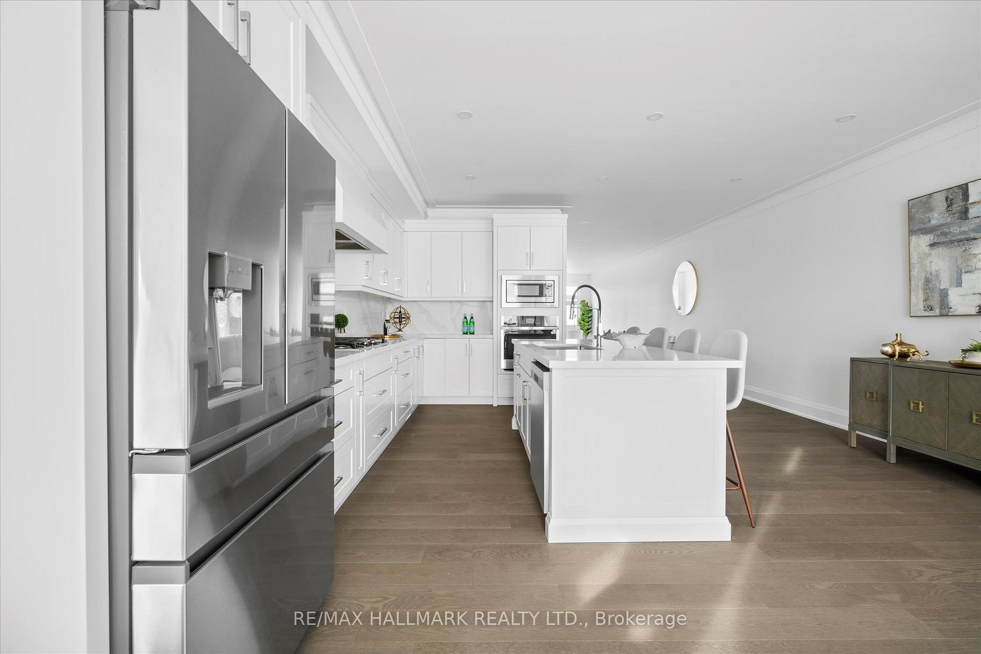 17 Antonio Crt, Toronto, ON M9L2J7 | 3 Bedroom 4 Bathroom Semi-Detached House | Image 11