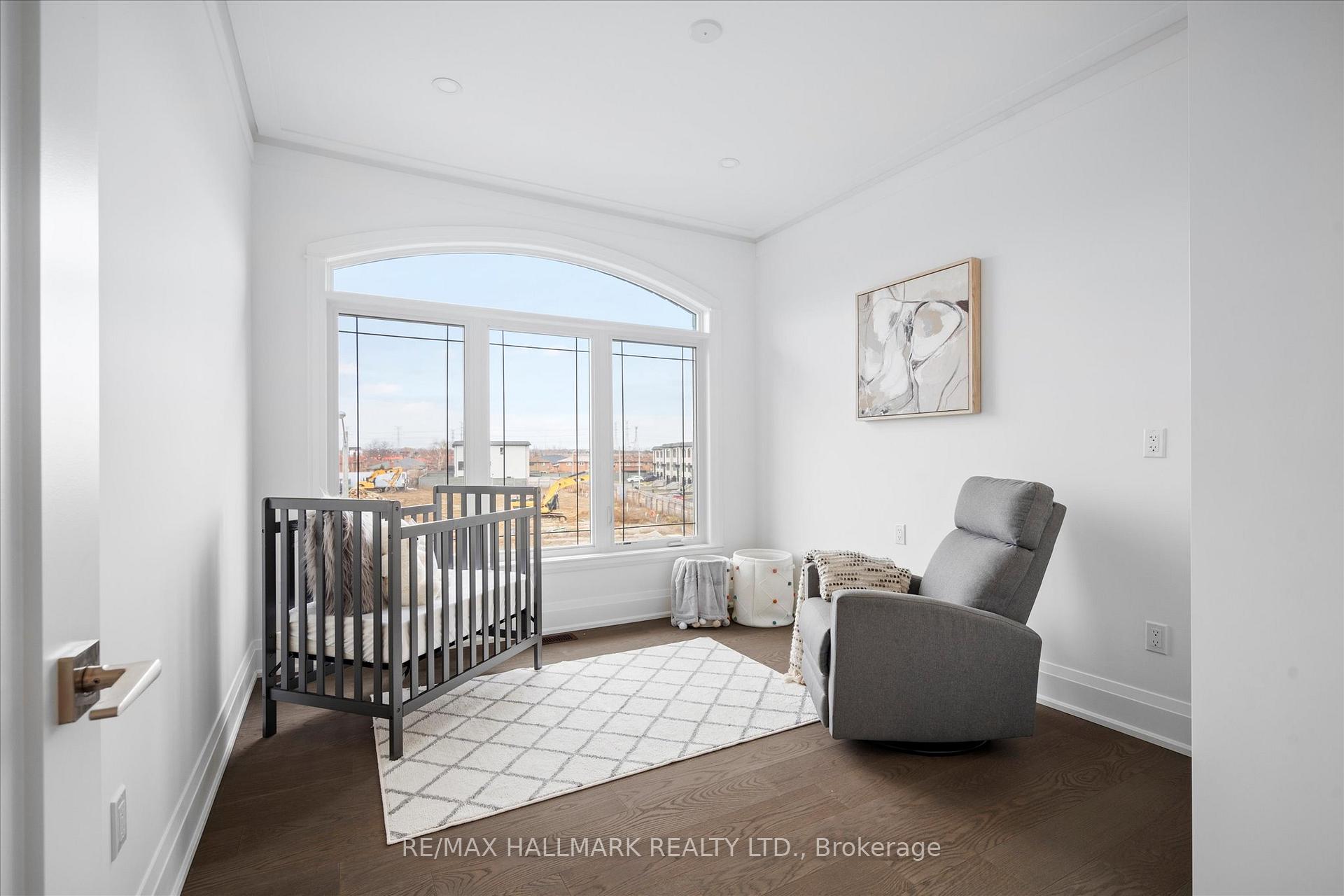 17 Antonio Crt, Toronto, ON M9L2J7 | 3 Bedroom 4 Bathroom Semi-Detached House | Image 21