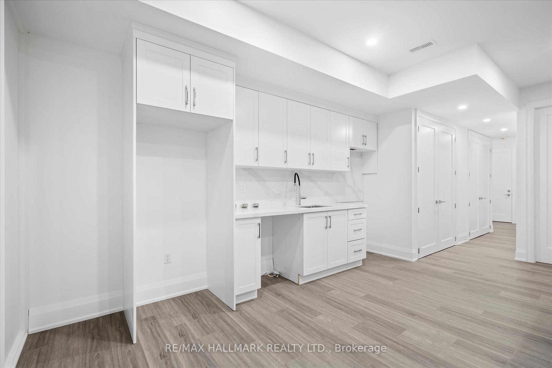 17 Antonio Crt, Toronto, ON M9L2J7 | 3 Bedroom 4 Bathroom Semi-Detached House | Image 34