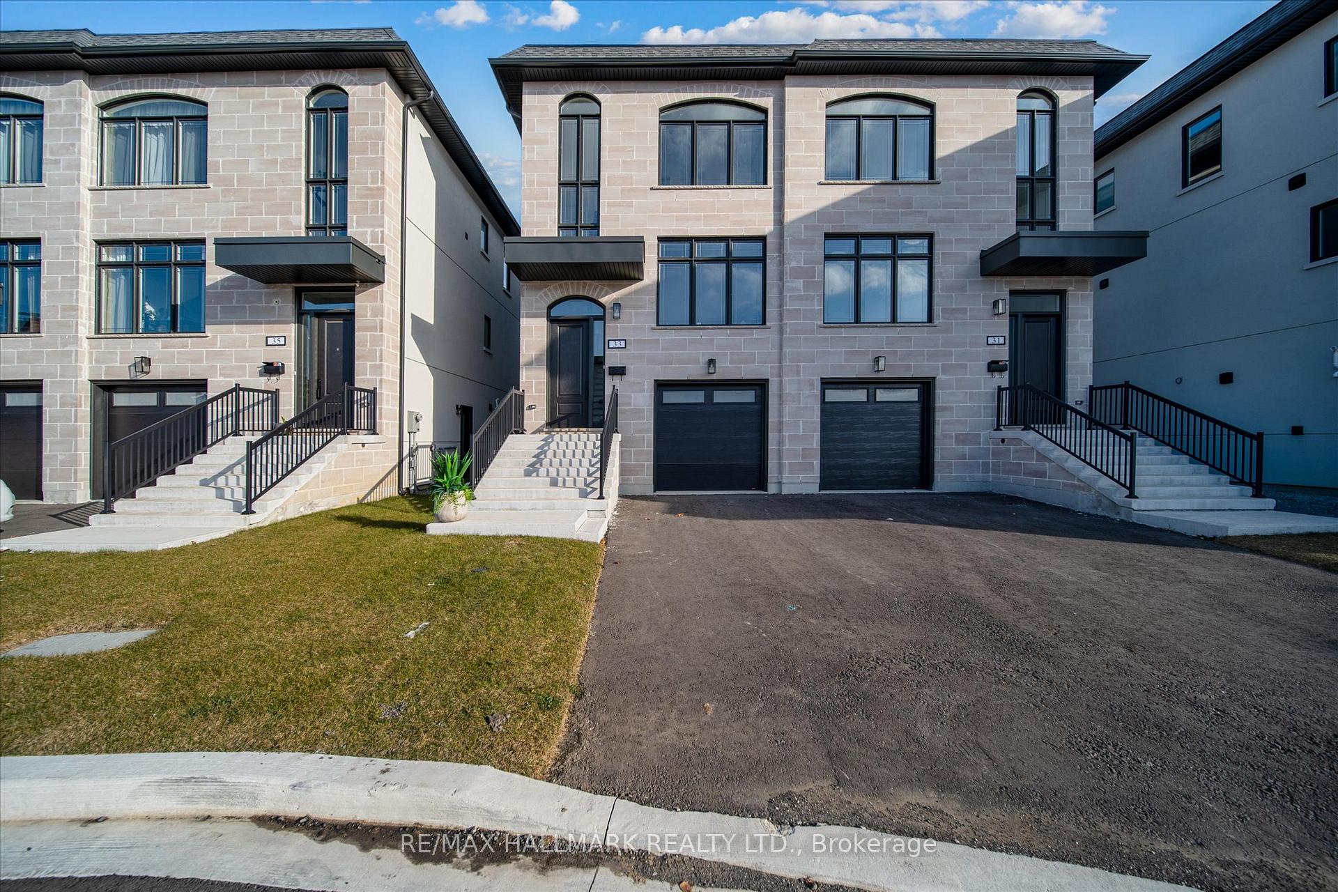 33 St.Gaspar's Crt, Toronto, ON M9L2J7 | 3 Bedroom 4 Bathroom Semi-Detached House | Image 1