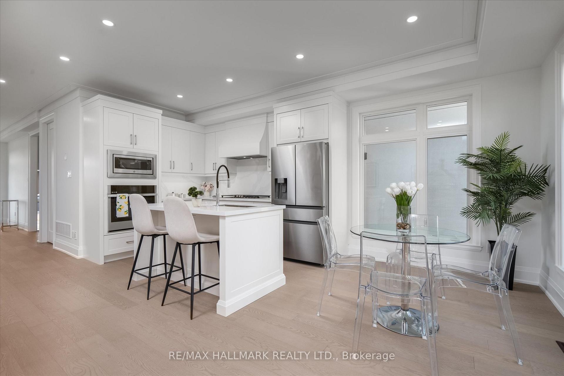 33 St.Gaspar's Crt, Toronto, ON M9L2J7 | 3 Bedroom 4 Bathroom Semi-Detached House | Image 11