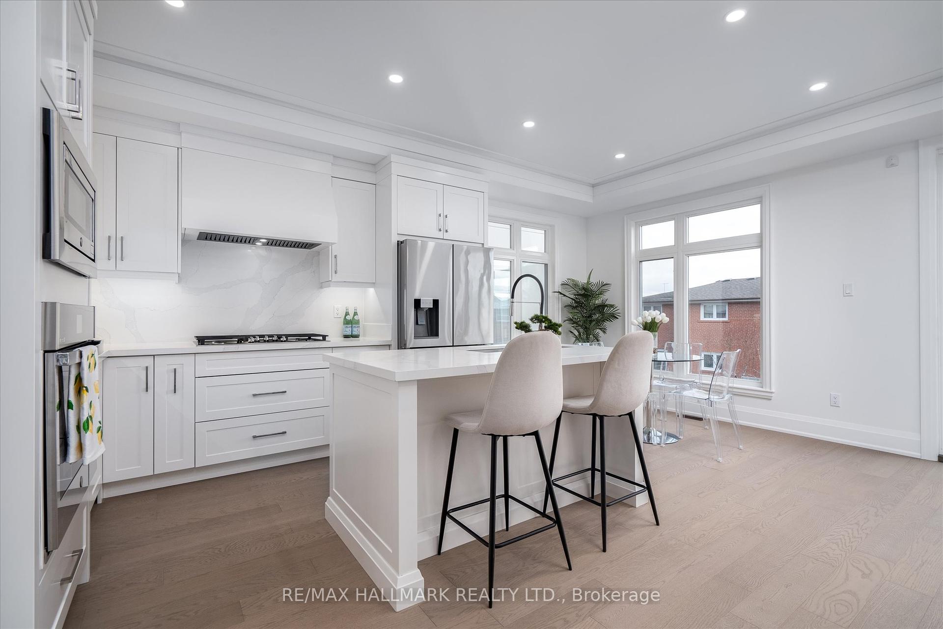 33 St.Gaspar's Crt, Toronto, ON M9L2J7 | 3 Bedroom 4 Bathroom Semi-Detached House | Image 13