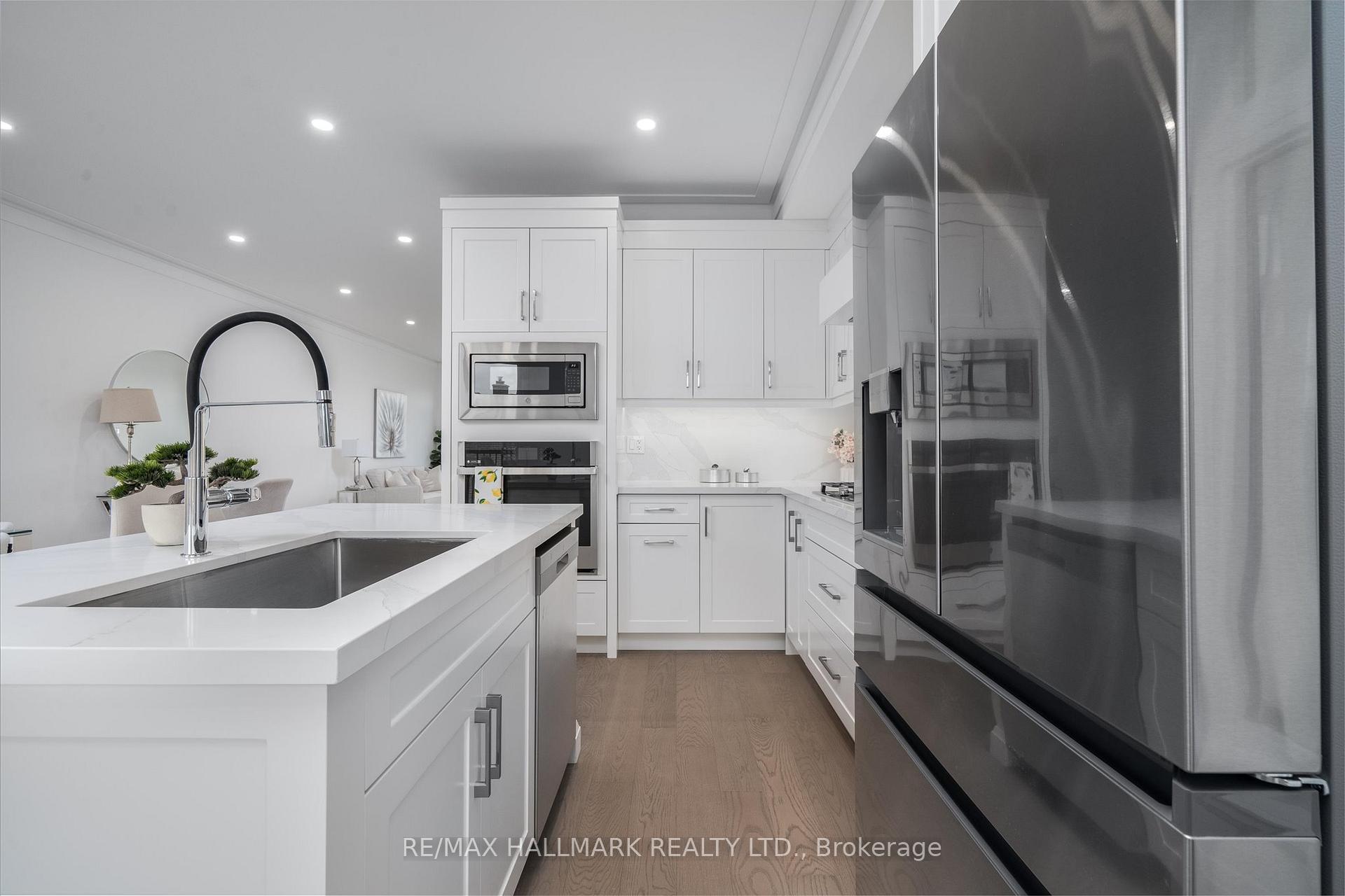 33 St.Gaspar's Crt, Toronto, ON M9L2J7 | 3 Bedroom 4 Bathroom Semi-Detached House | Image 15