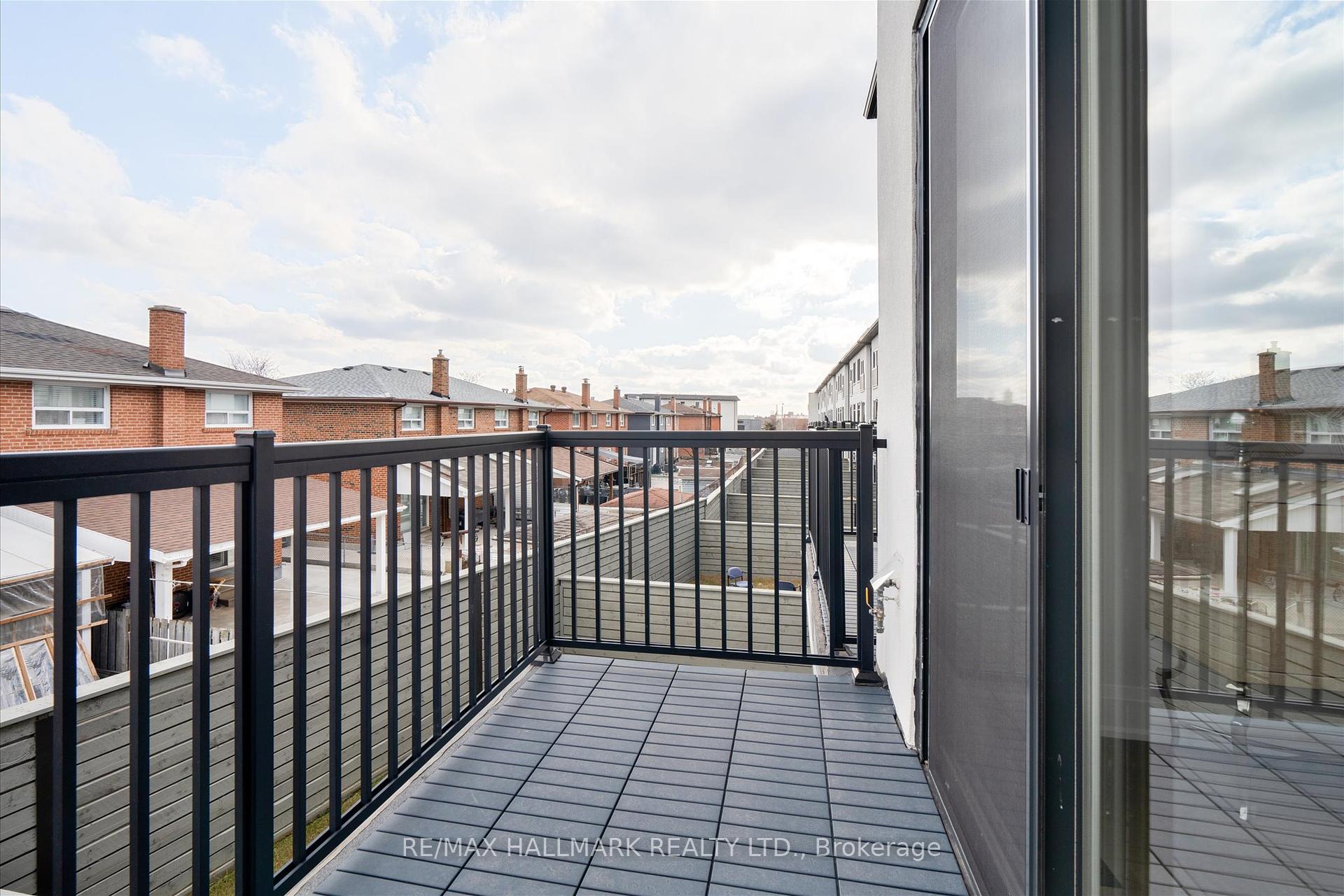 33 St.Gaspar's Crt, Toronto, ON M9L2J7 | 3 Bedroom 4 Bathroom Semi-Detached House | Image 20