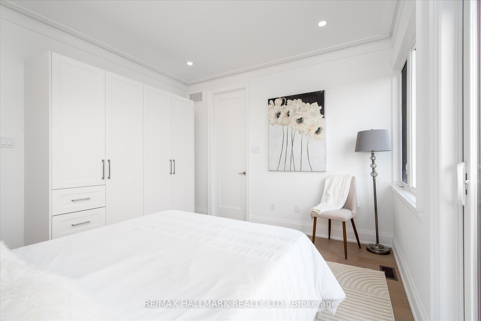 33 St.Gaspar's Crt, Toronto, ON M9L2J7 | 3 Bedroom 4 Bathroom Semi-Detached House | Image 26