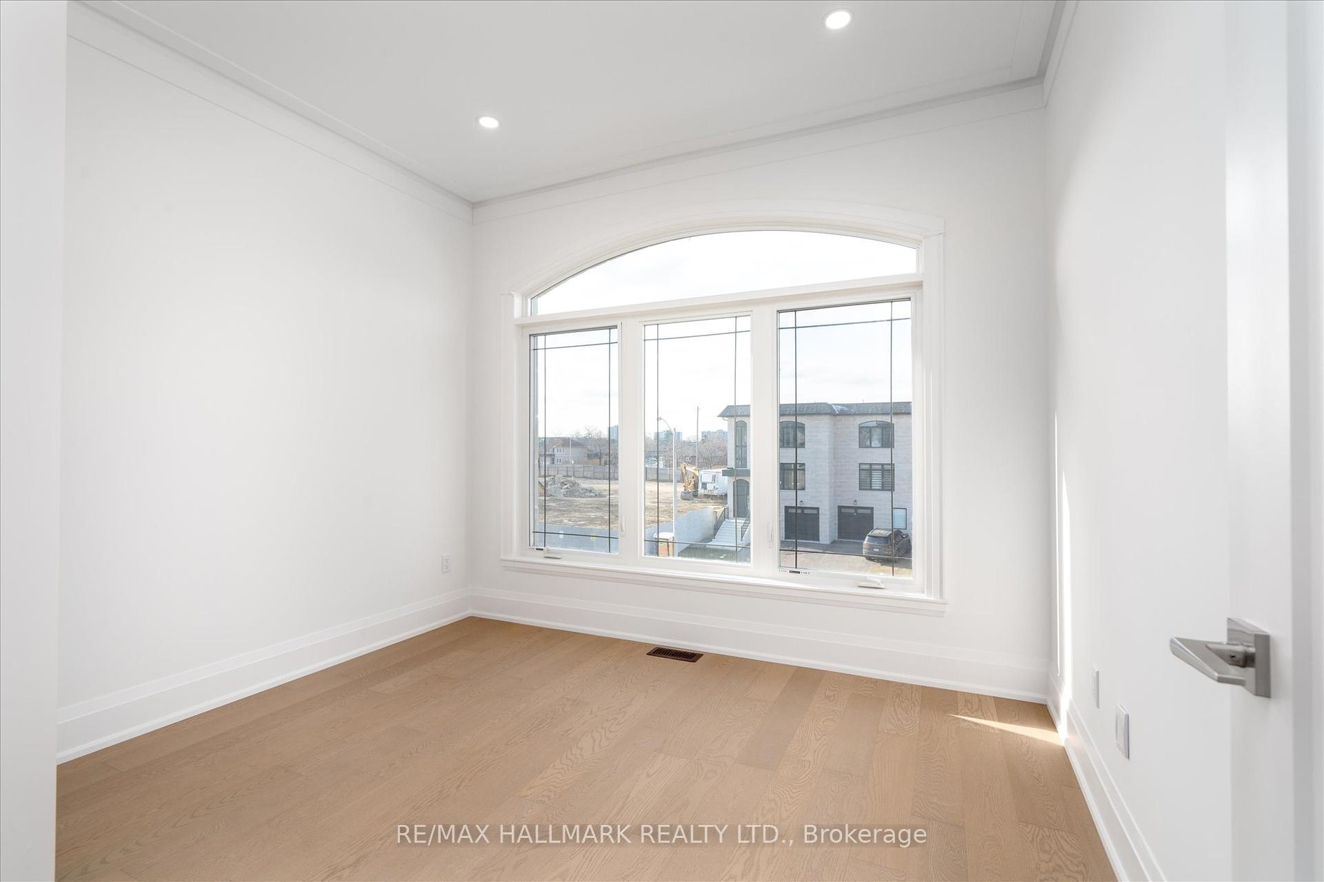 33 St.Gaspar's Crt, Toronto, ON M9L2J7 | 3 Bedroom 4 Bathroom Semi-Detached House | Image 31