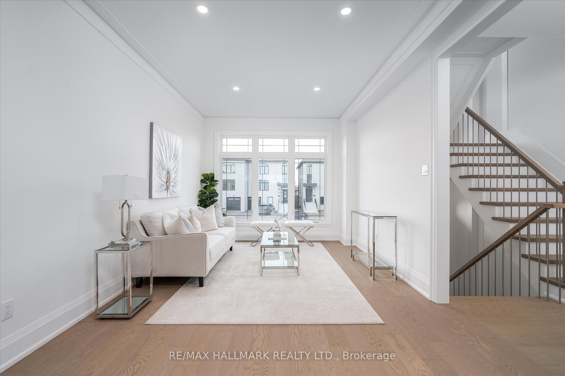 33 St.Gaspar's Crt, Toronto, ON M9L2J7 | 3 Bedroom 4 Bathroom Semi-Detached House | Image 5