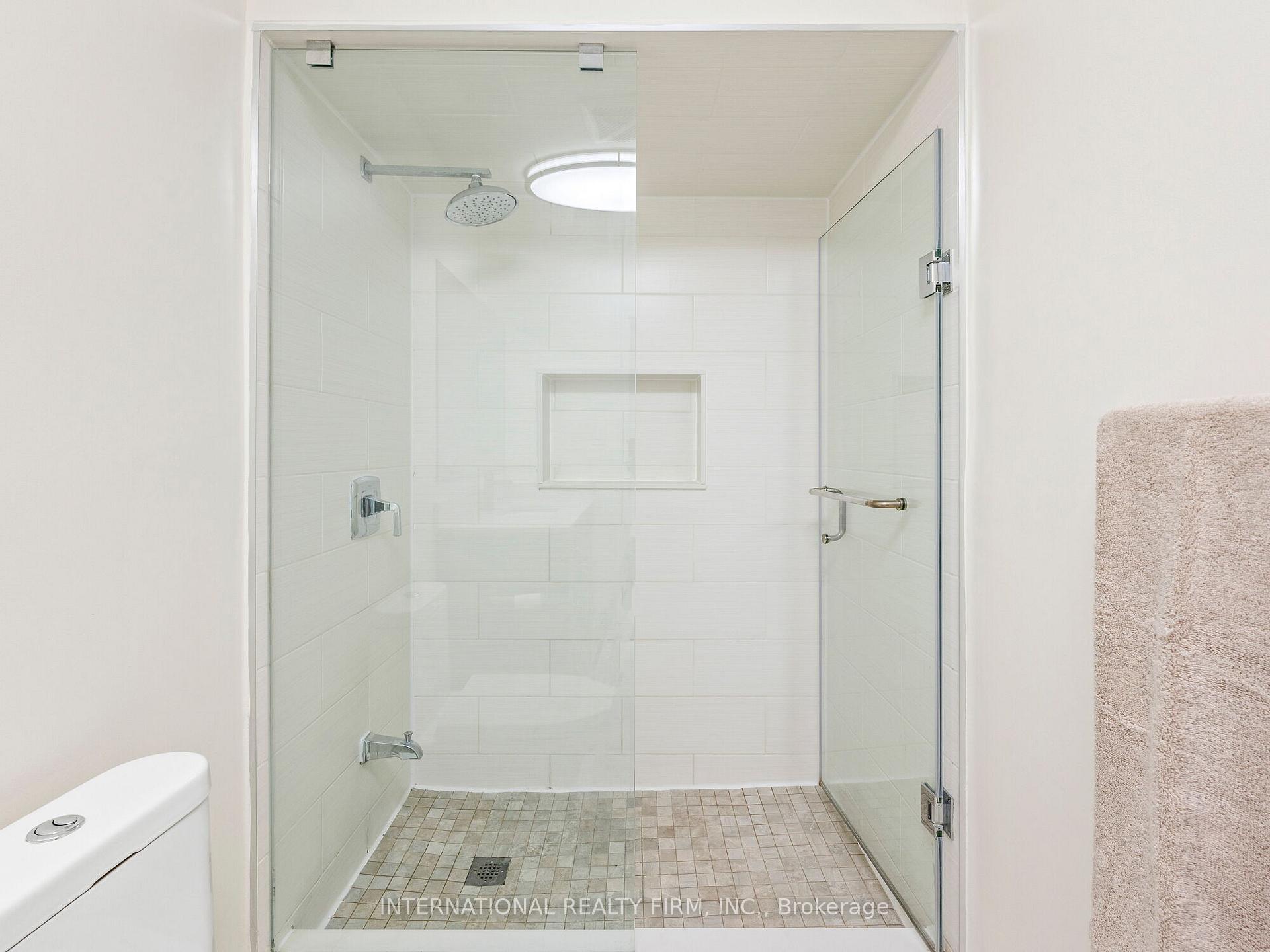 164 Milady Rd, Toronto, ON M9L2H8 | 3 Bedroom 2 Bathroom Semi-Detached House | Image 25