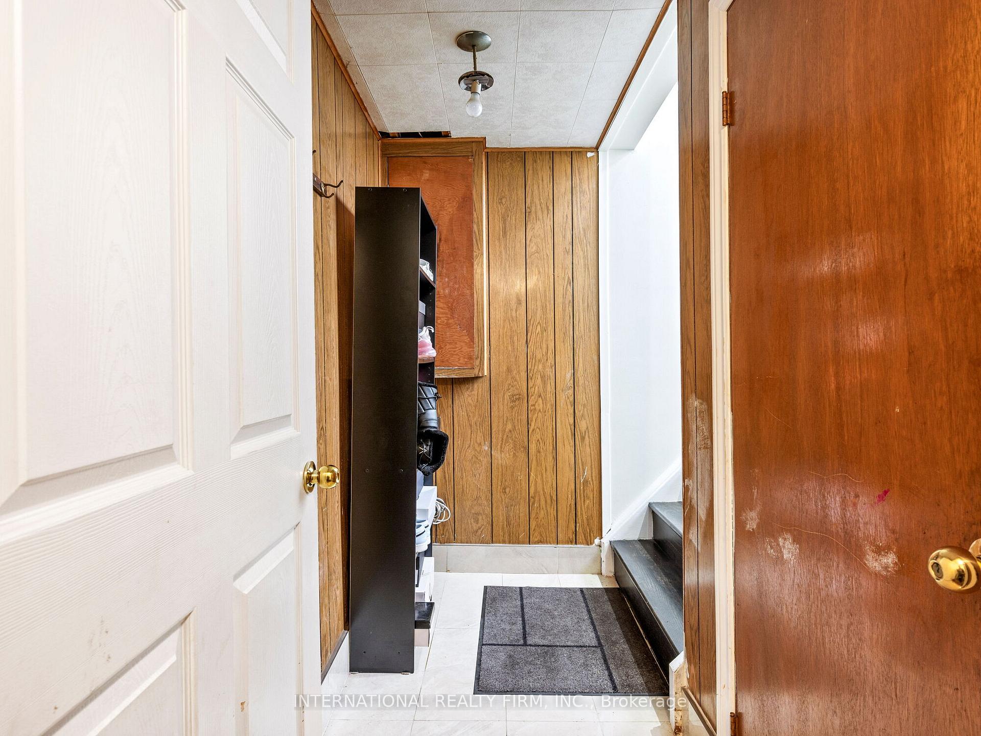 164 Milady Rd, Toronto, ON M9L2H8 | 3 Bedroom 2 Bathroom Semi-Detached House | Image 27