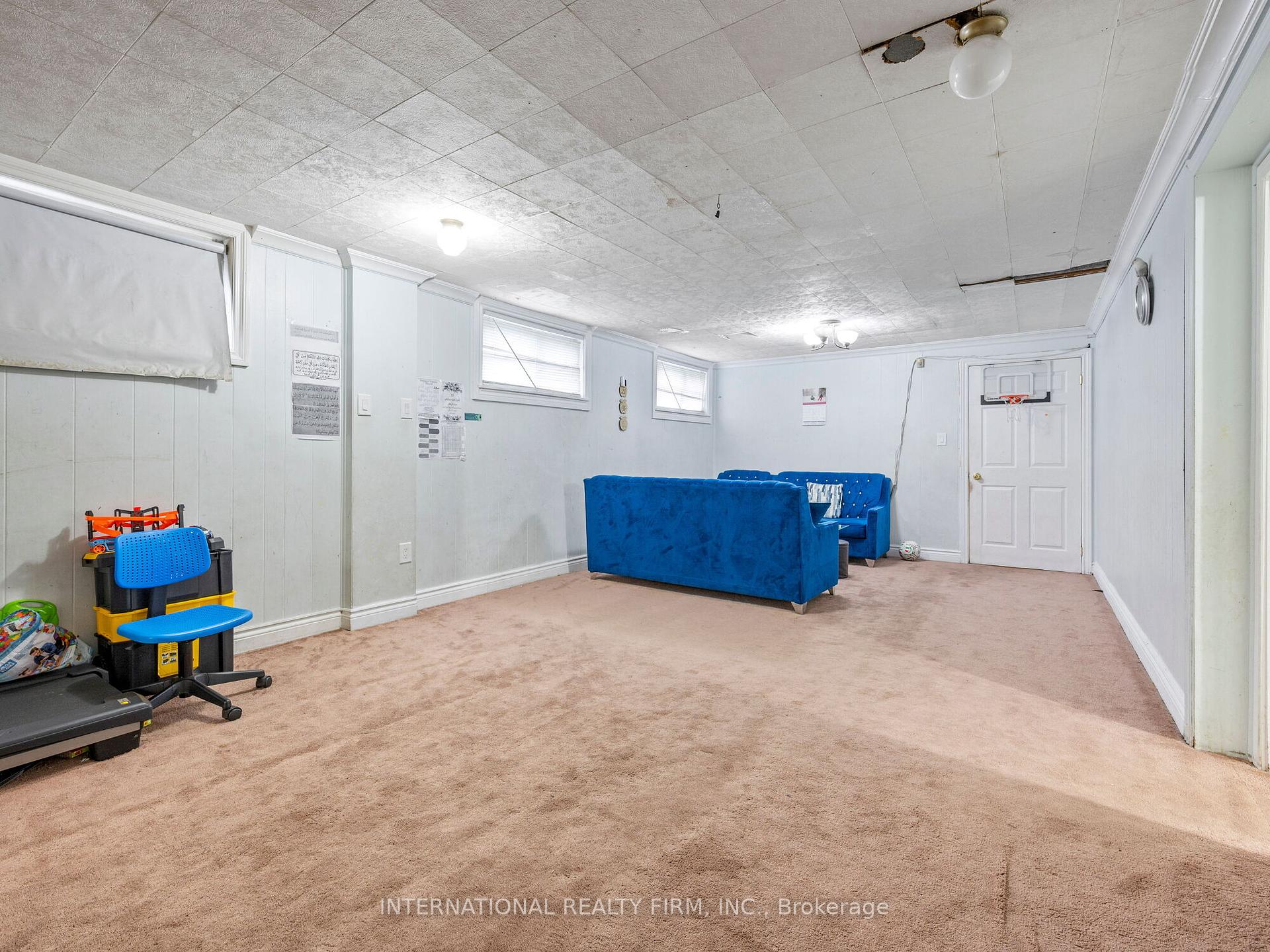 164 Milady Rd, Toronto, ON M9L2H8 | 3 Bedroom 2 Bathroom Semi-Detached House | Image 28