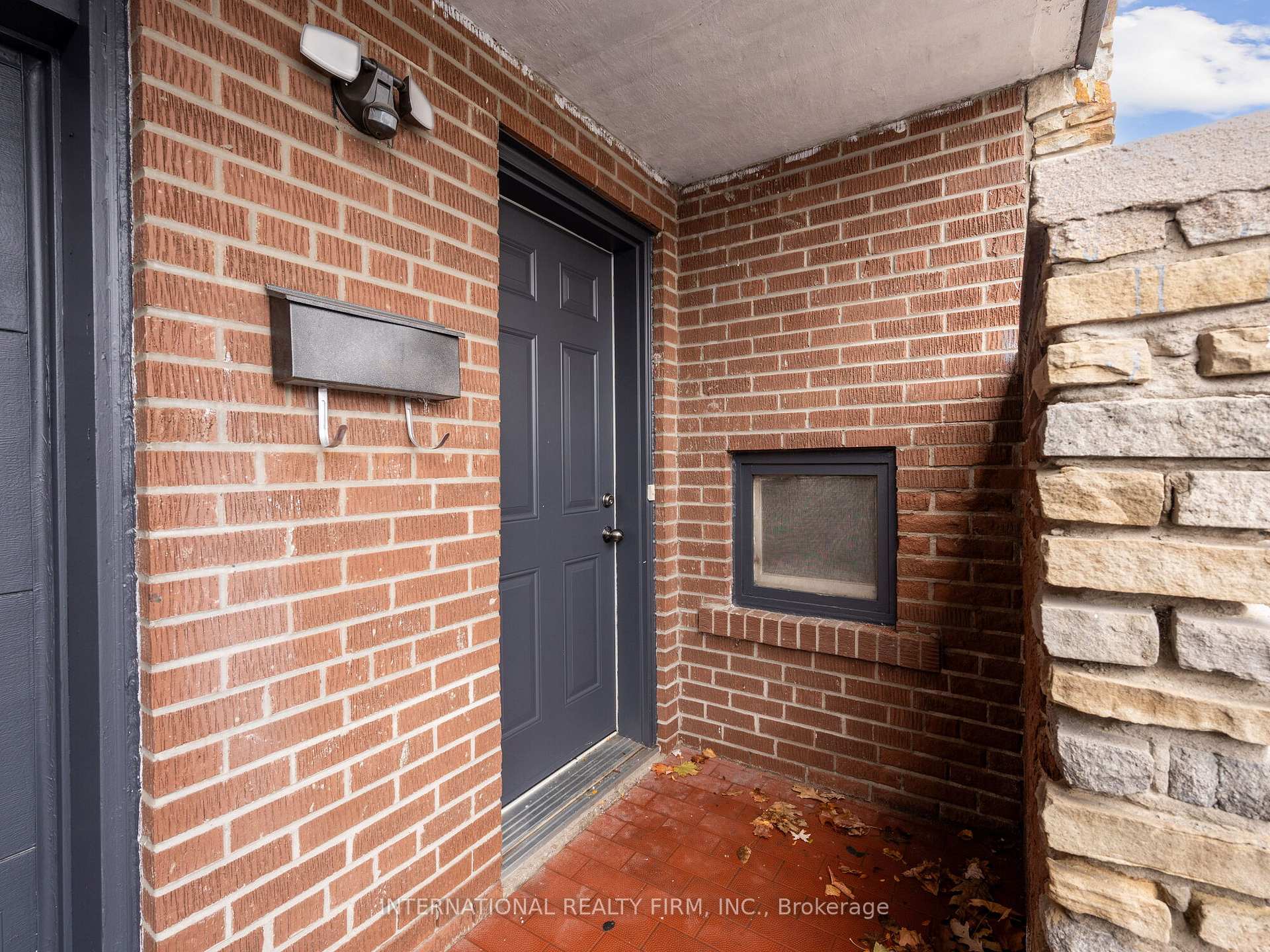 164 Milady Rd, Toronto, ON M9L2H8 | 3 Bedroom 2 Bathroom Semi-Detached House | Image 3