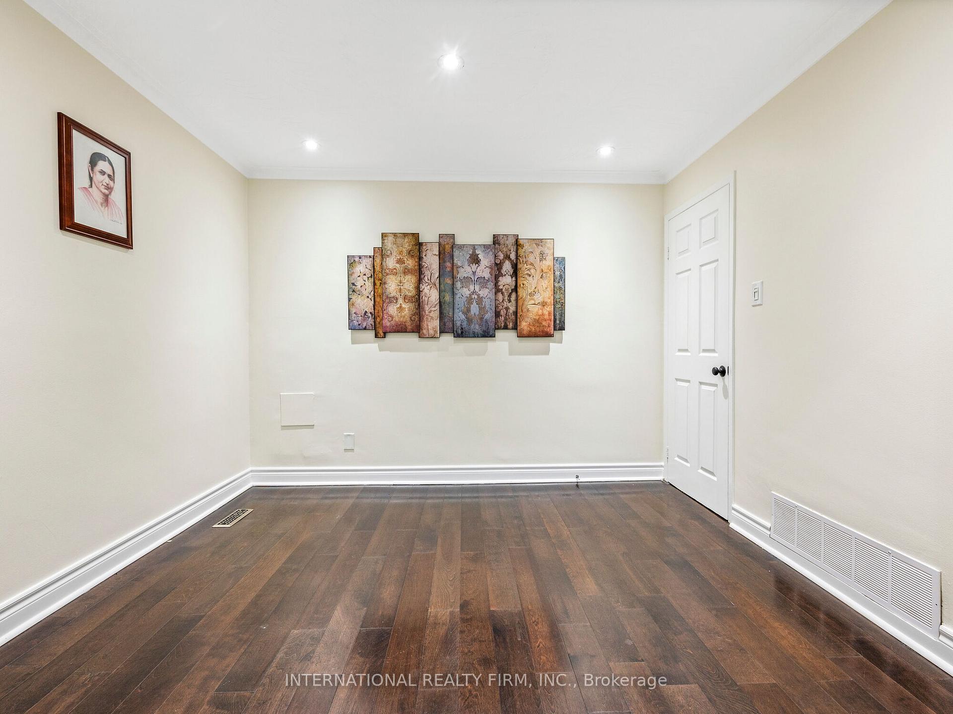 164 Milady Rd, Toronto, ON M9L2H8 | 3 Bedroom 2 Bathroom Semi-Detached House | Image 9