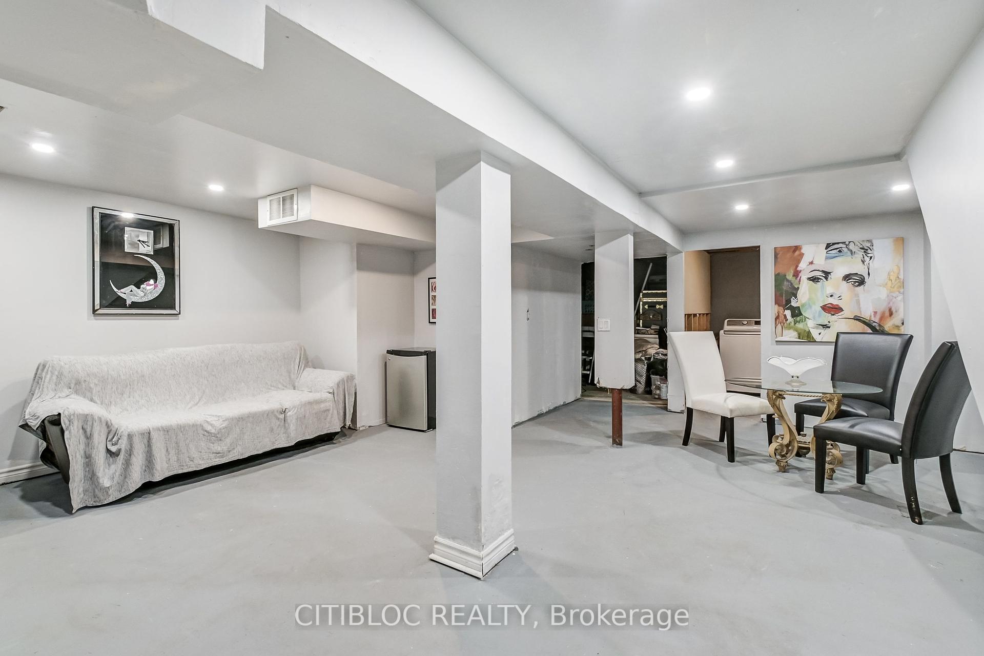 28 Navenby Cres, Toronto, ON M9L1B2 | 3 Bedroom 2 Bathroom Semi-Detached House | Image 21