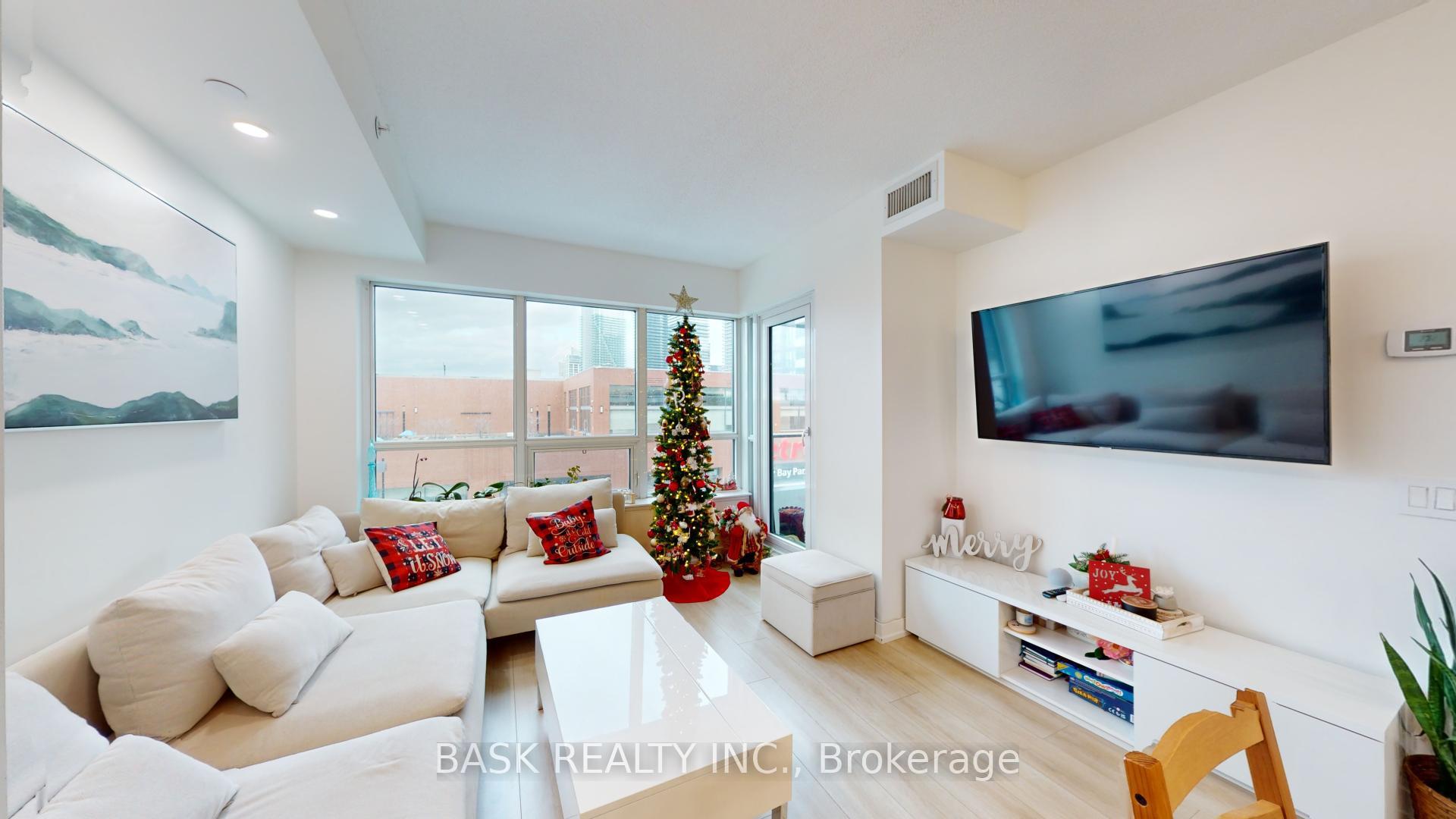 #406 - 2220 Lake Shore Blvd W, Toronto, ON M8V0C1 | 1 Bedroom 1 Bathroom Condo Apt | Image 2