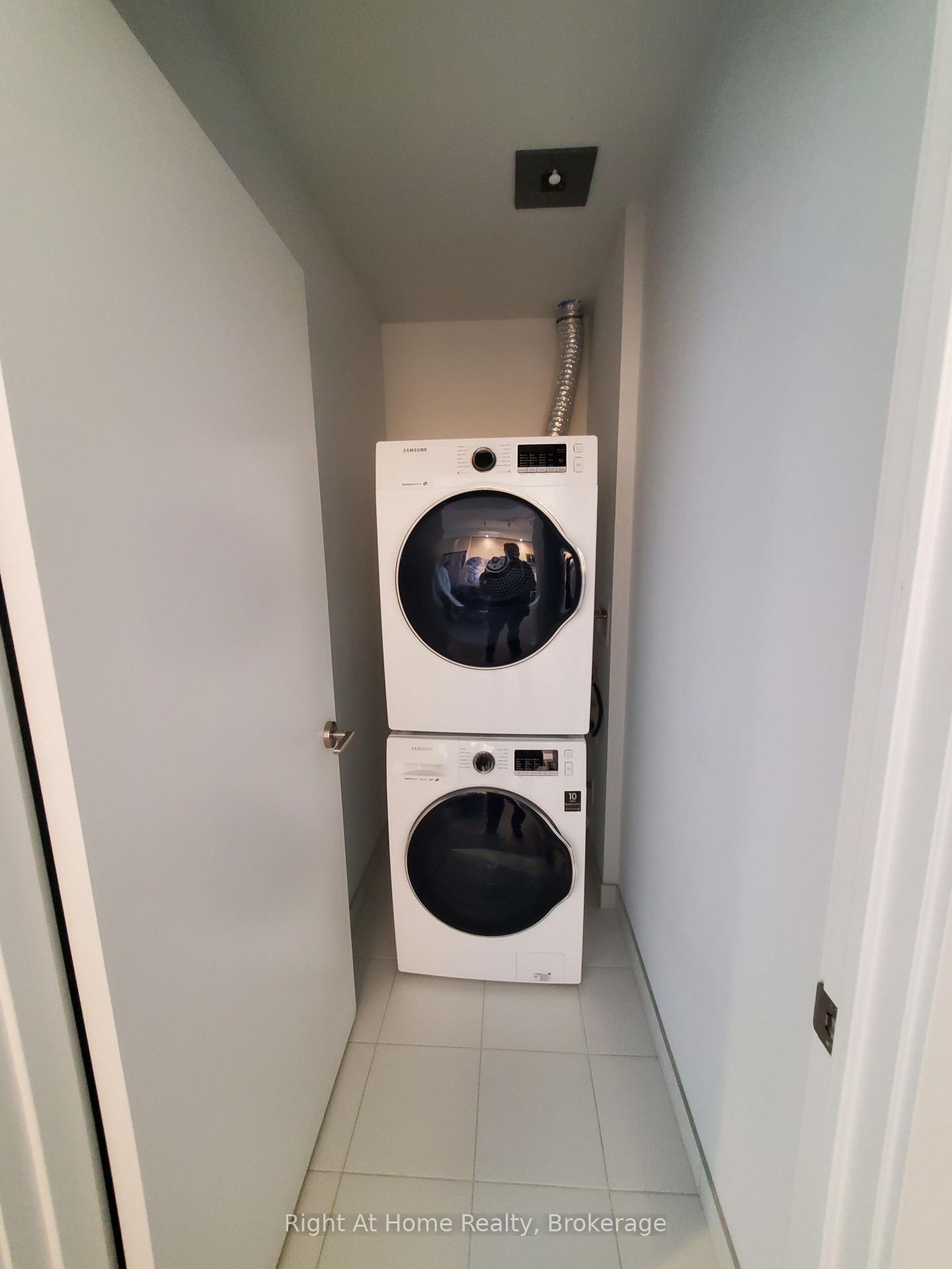 #2707 - 1928 Lake Shore Blvd W, Toronto, ON M6S0B1 | 1 Bedroom 2 Bathroom Condo Apt | Image 13