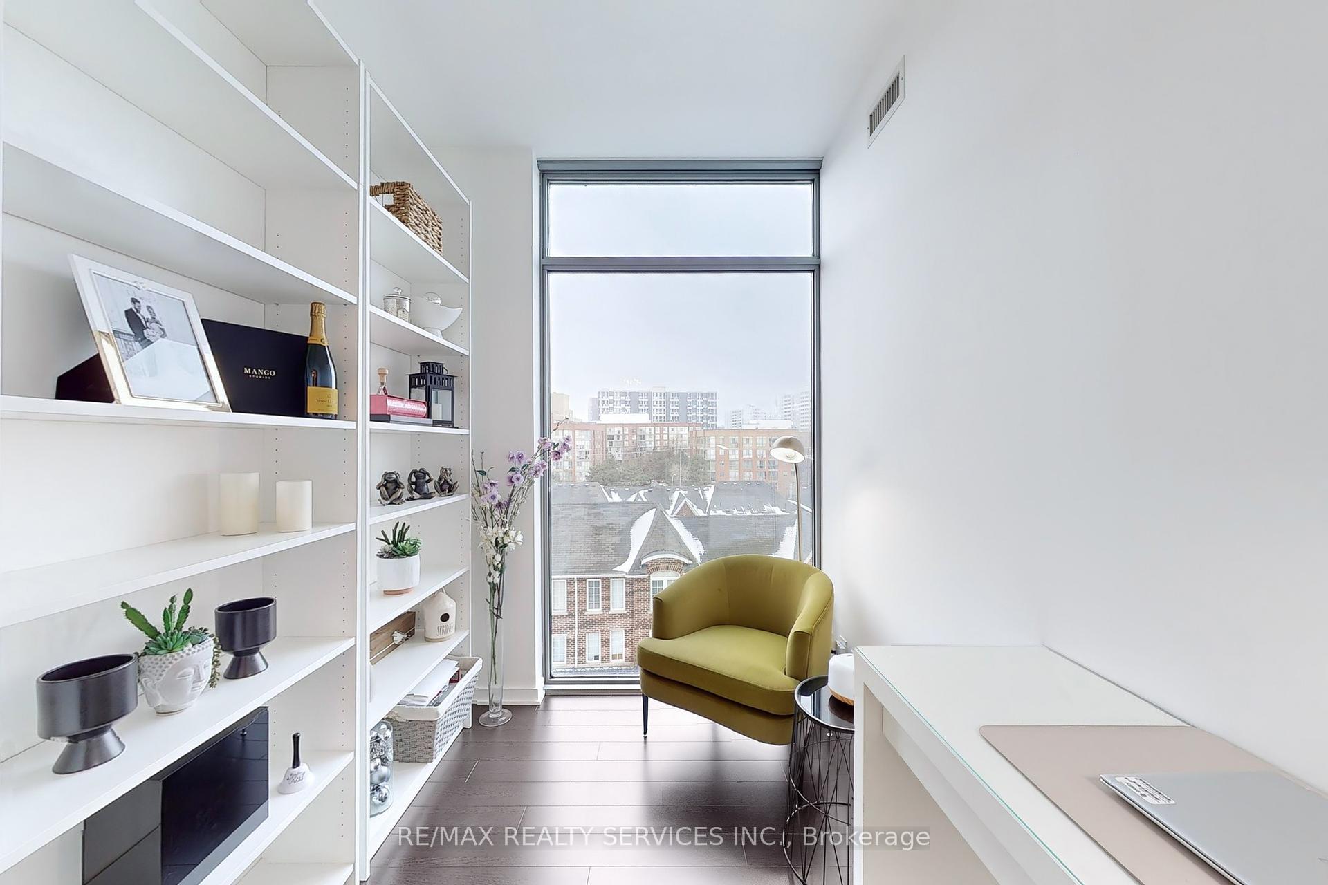 #511 - 105 The Queensway Ave, Toronto, ON M6S5B5 | 1 Bedroom 1 Bathroom Condo Apt | Image 17