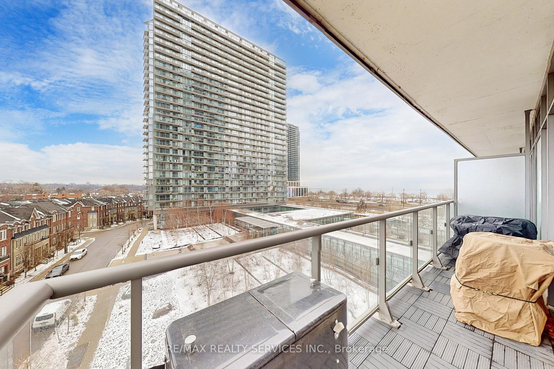 #511 - 105 The Queensway Ave, Toronto, ON M6S5B5 | 1 Bedroom 1 Bathroom Condo Apt | Image 24