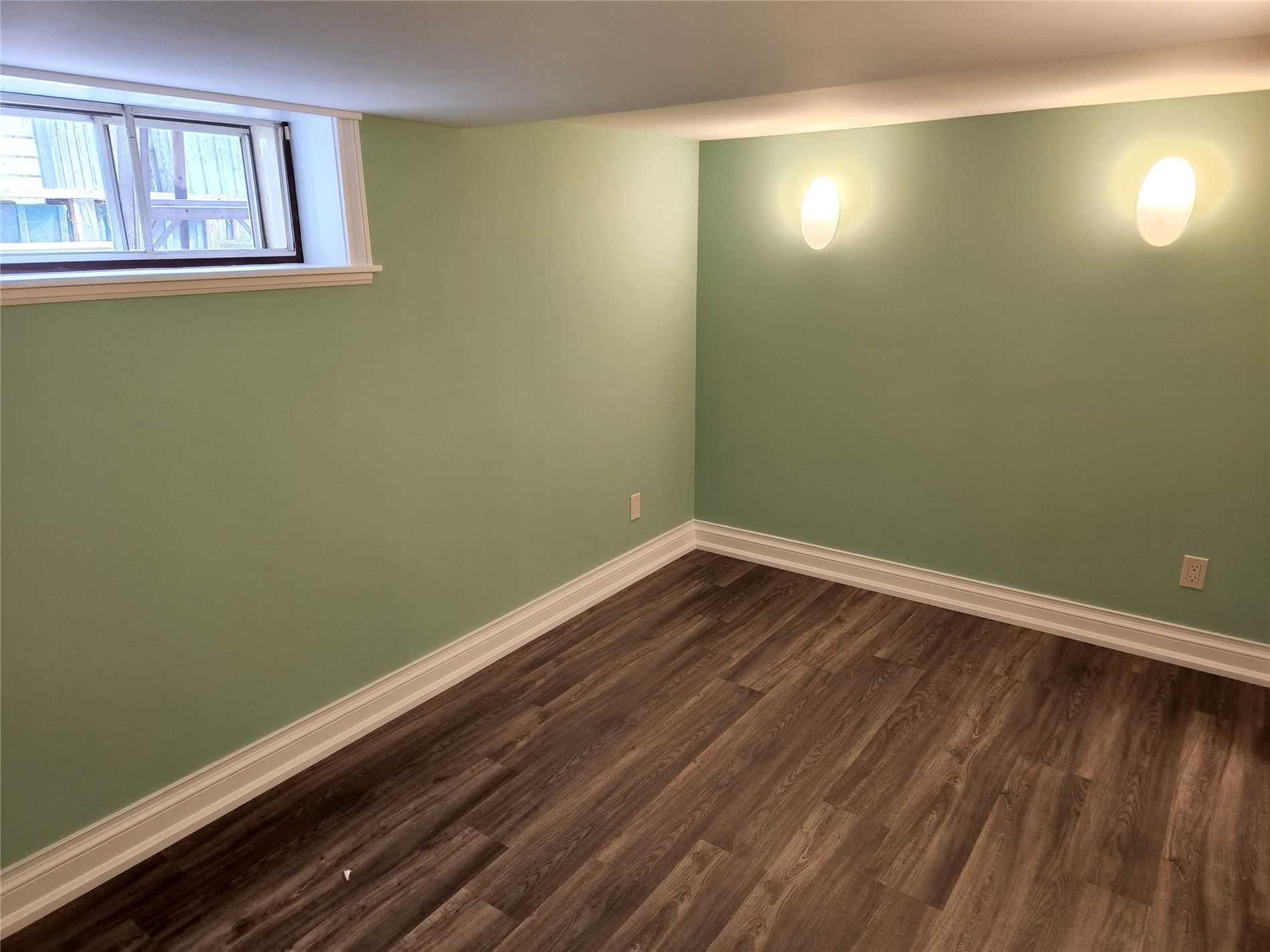 287 Blackthorn Ave, Toronto, ON M6N3H7 | 2 Bedroom 1 Bathroom Semi-Detached House | Image 12