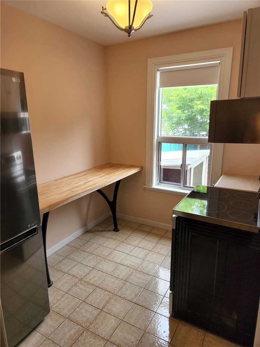287 Blackthorn Ave, Toronto, ON M6N3H7 | 2 Bedroom 1 Bathroom Semi-Detached House | Image 3