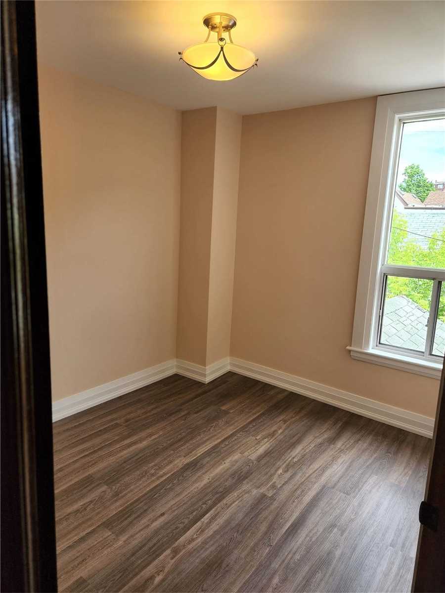 287 Blackthorn Ave, Toronto, ON M6N3H7 | 2 Bedroom 1 Bathroom Semi-Detached House | Image 8