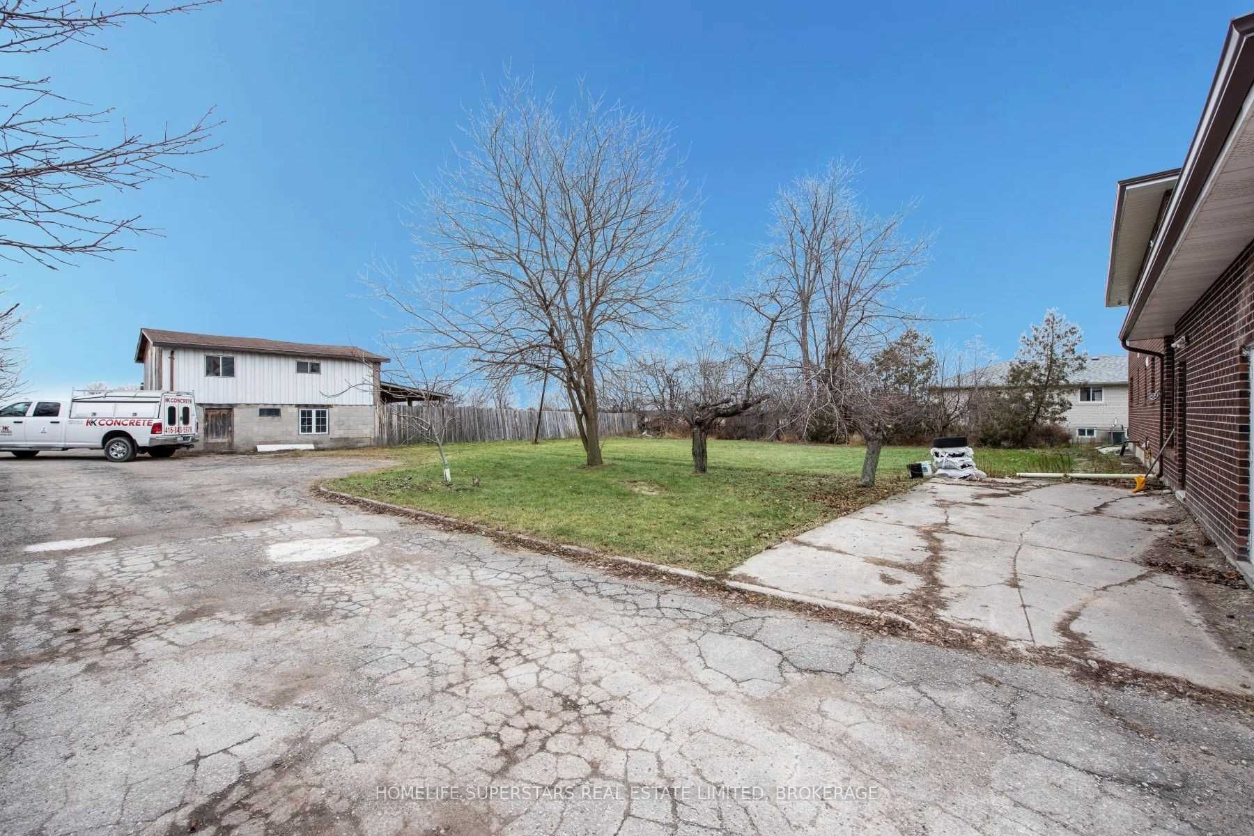 10813 The Gore Rd, Brampton, ON L6P0B3 | 4 Bedroom 4 Bathroom Detached House | Image 24