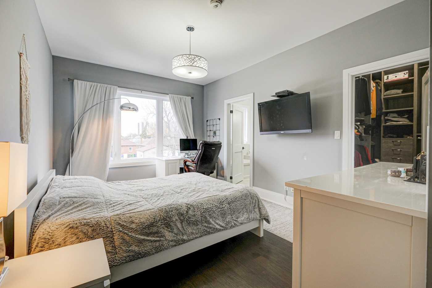 10 Marshall Blvd, Toronto, ON M6N2R7 | 4 Bedroom 4 Bathroom Detached House | Image 24