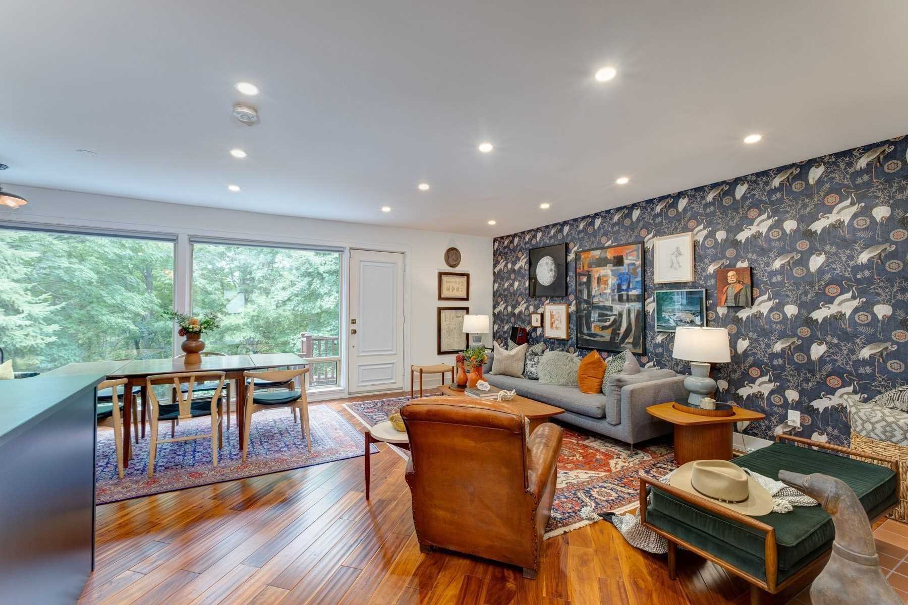 35 Riverhead Dr, Toronto, ON M9W4G3 | 3 Bedroom 3 Bathroom Detached House | Image 10